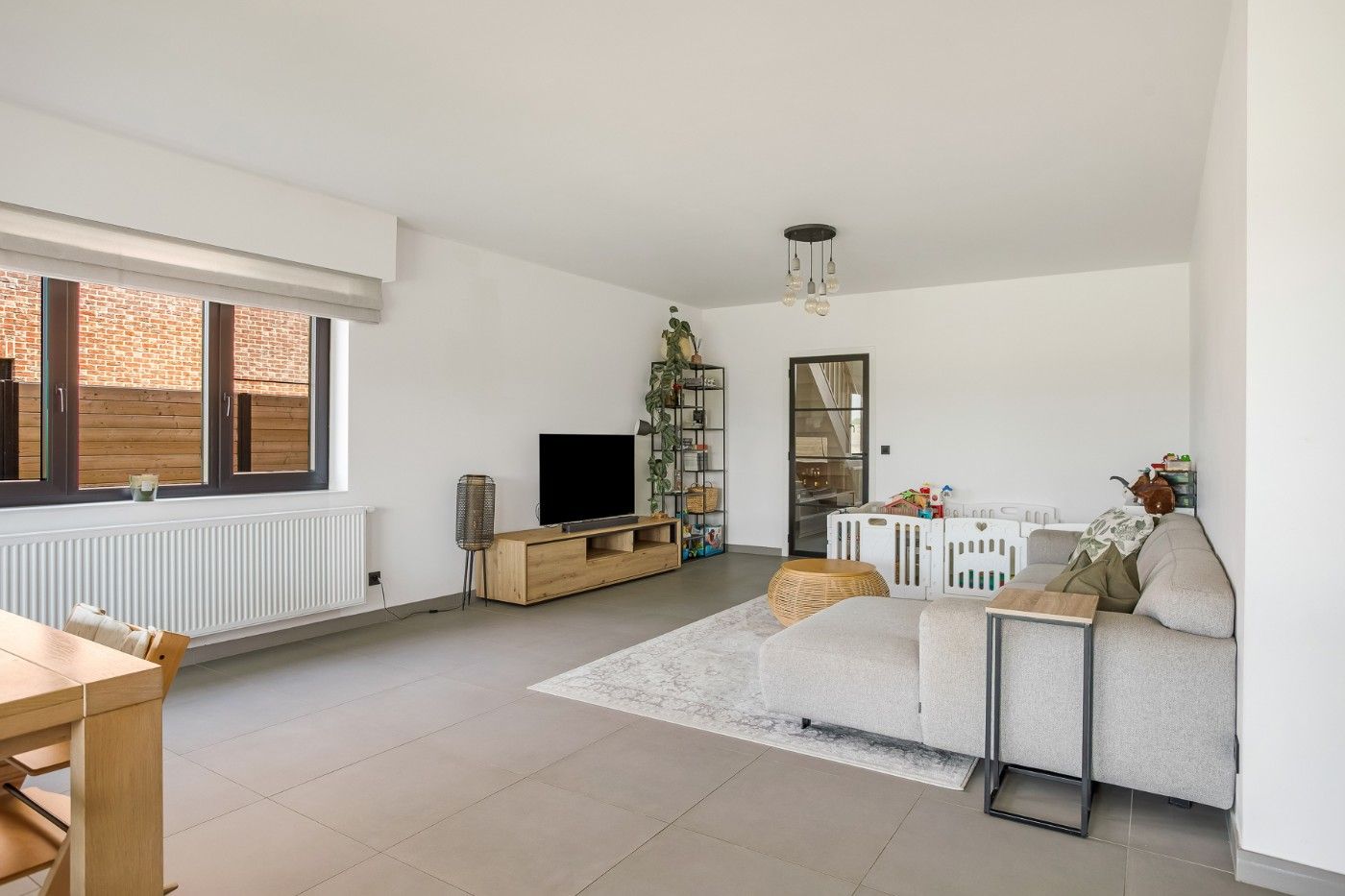 Recente, ruime HOB met 3 slpk., tuin en garage foto 10