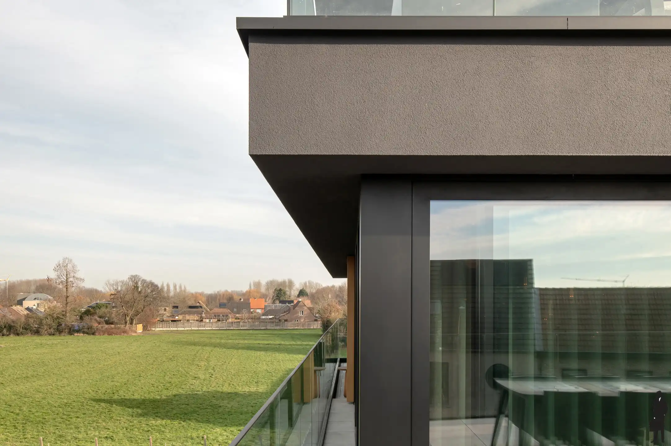 Zeer luxe afgewerkt nieuwbouw appartement van ca. 110 m² met uitzonderlijk ruim ZW-terras van ca. 70 m² in het centrum van Hoogstraten! foto 34