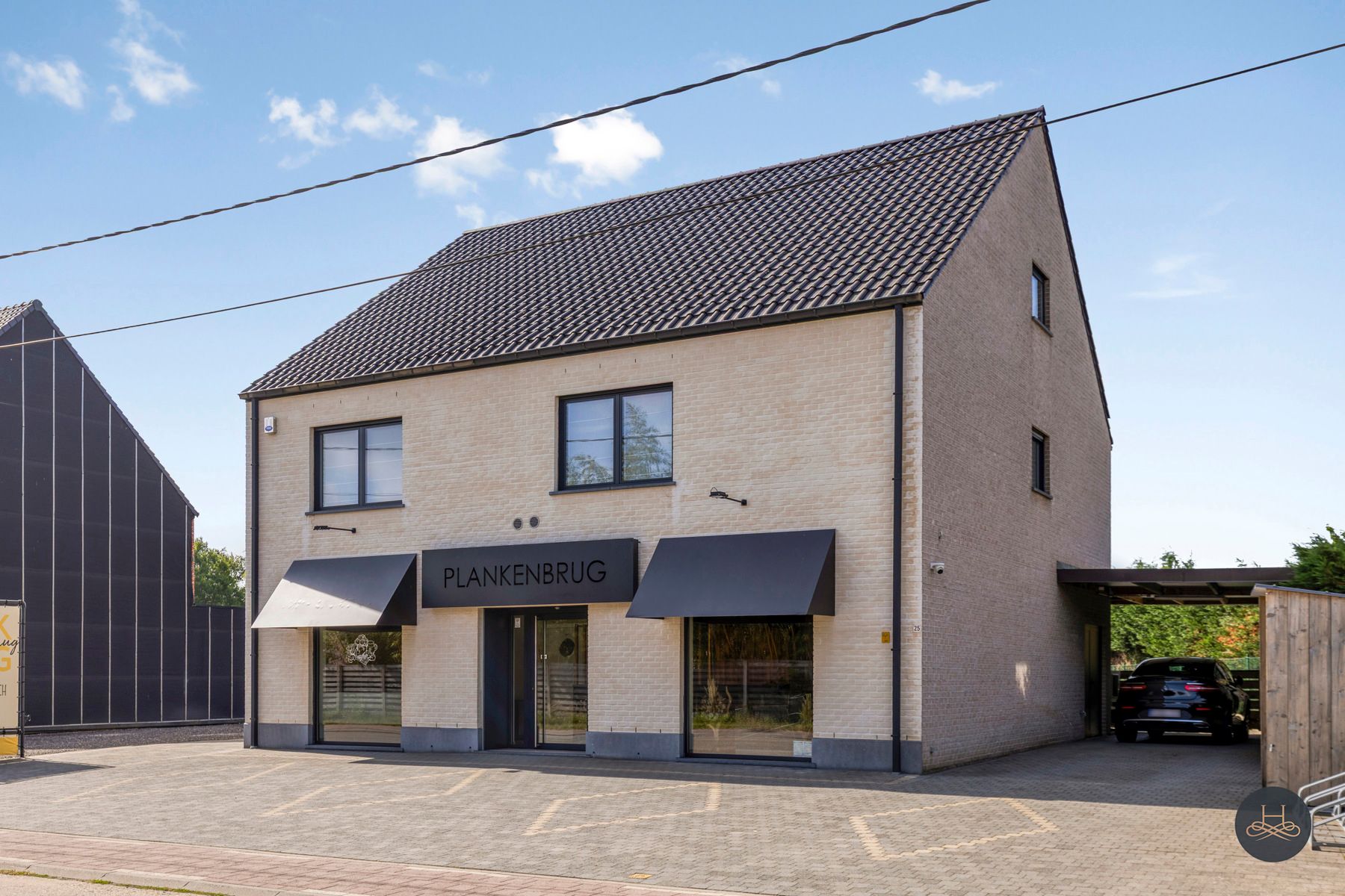 Hyperuitgeruste woning & broodjeszaak te Begijnendijk foto 2