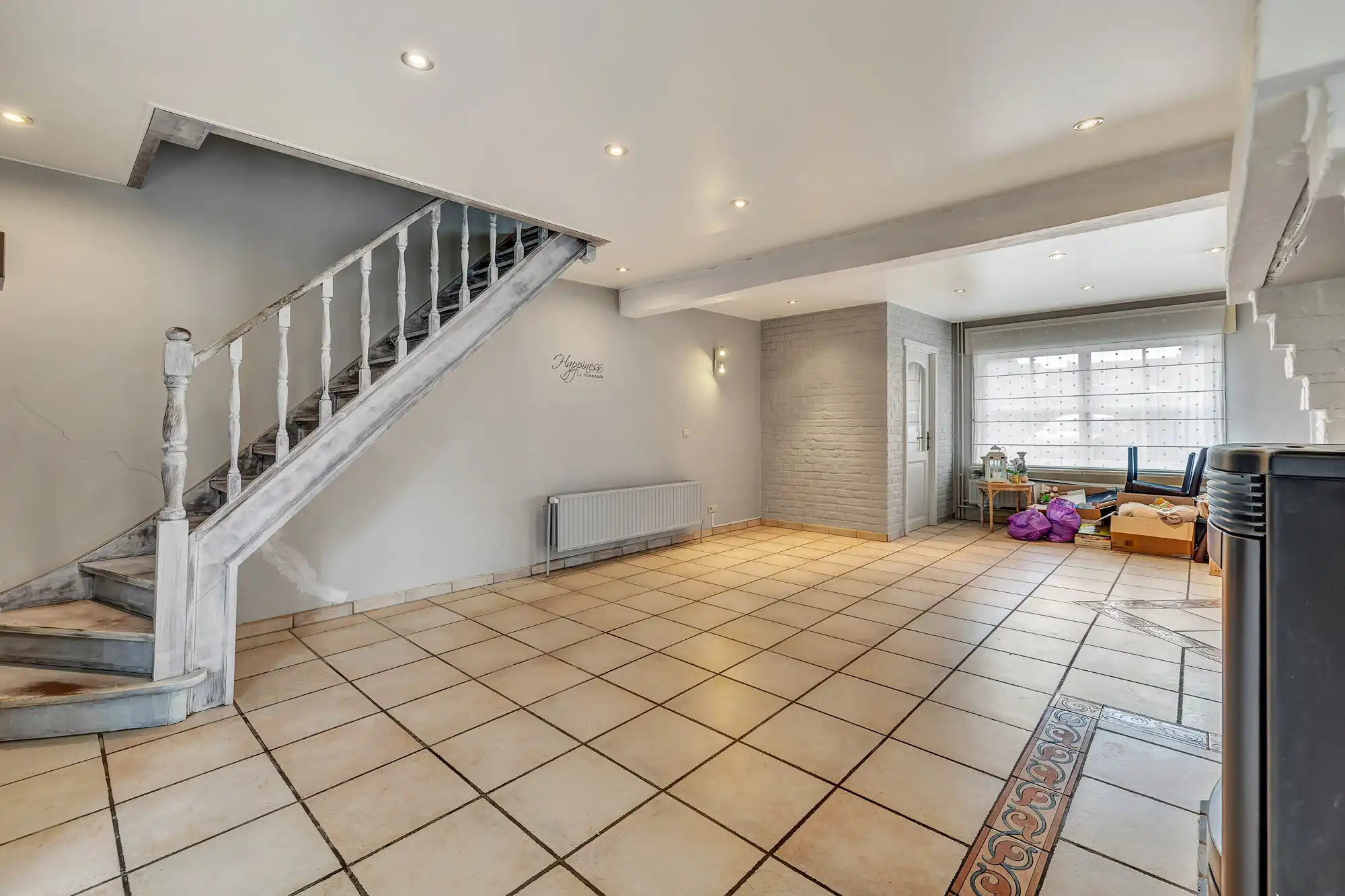 Instapklare woning met ruime garage foto 10