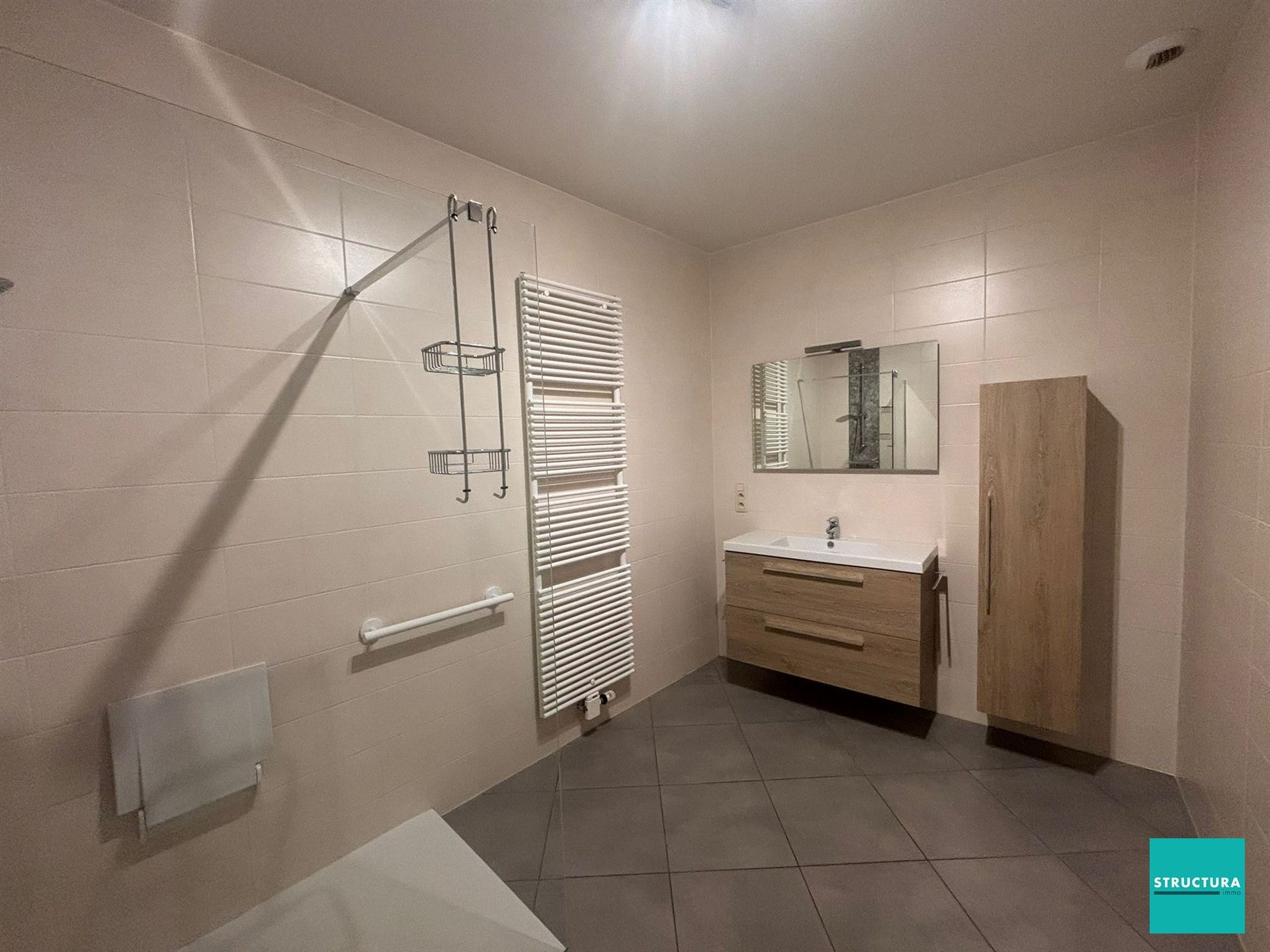 Energiezuinig appartement omgeven door groen valkbij het centrum! foto 14
