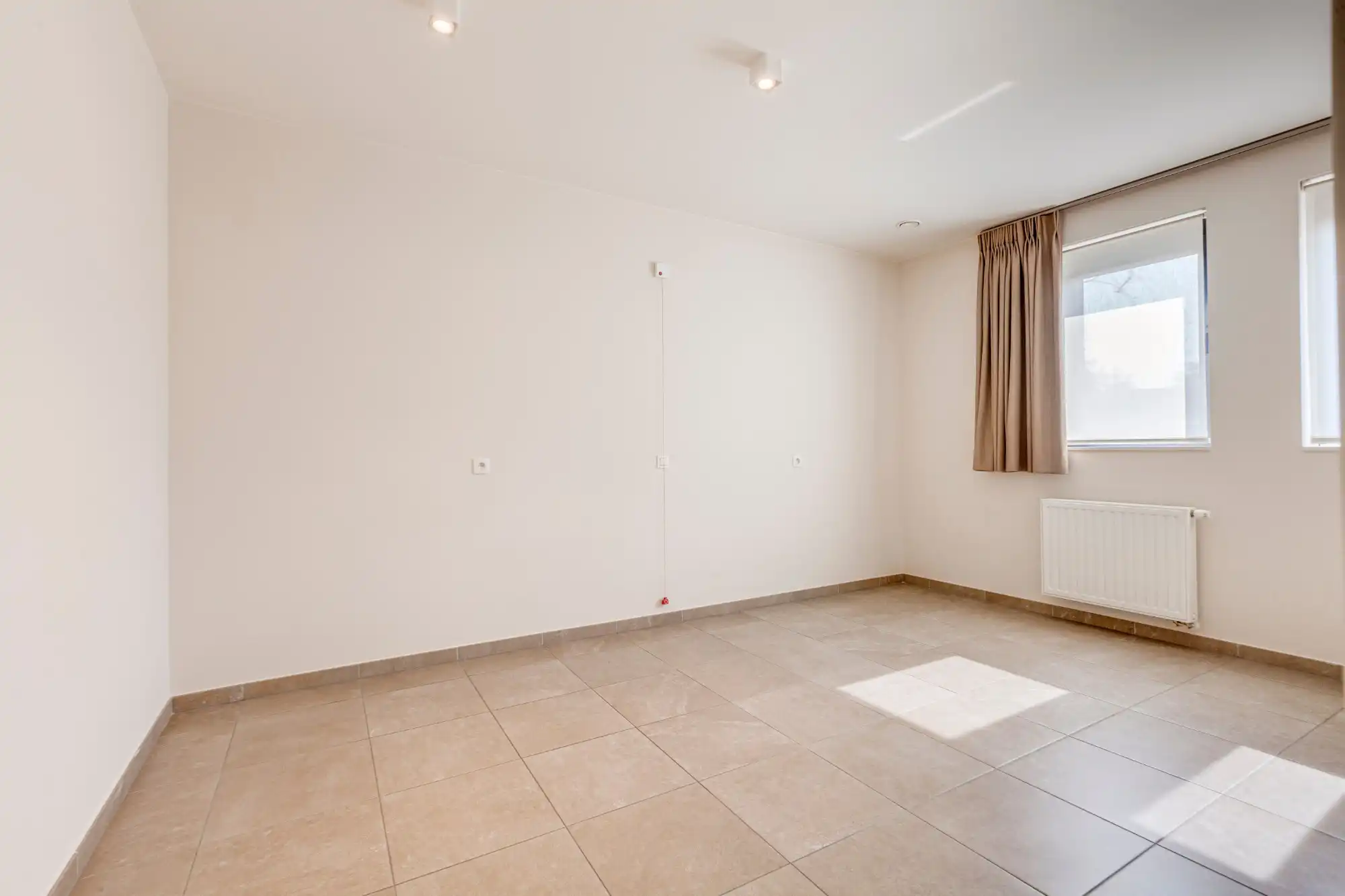 Geniet van zorgeloos comfort in deze gelijkvloerse assistentiewoning met autostaanplaats foto 10