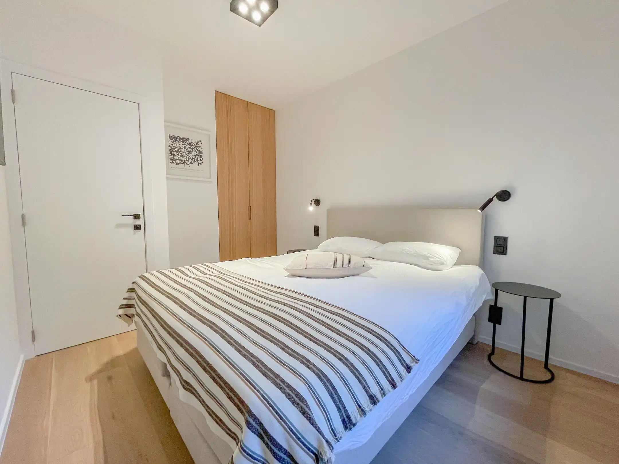 Volledig gerenoveerd appartement met een mooi zeezicht gelegen tussen het Driehoeksplein en Albertplein. foto 16