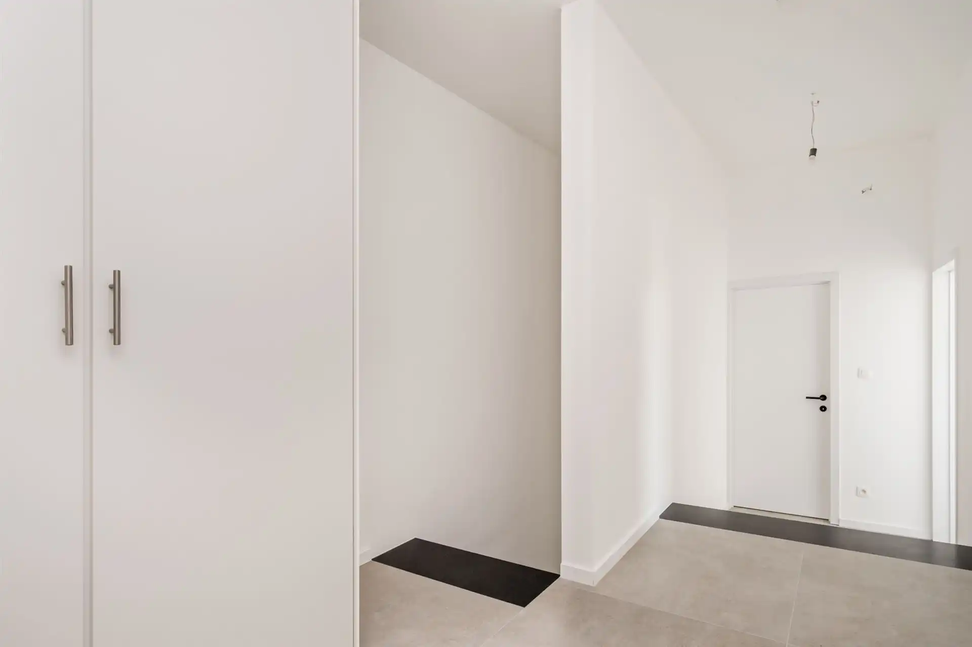 PRACHTIGE HALFOPEN NIEUWBOUWWONING met 3 / 4  slaapkamers en mogelijkheid om Privé met Professioneel te combineren (verkoop met registratierechten!) foto 14