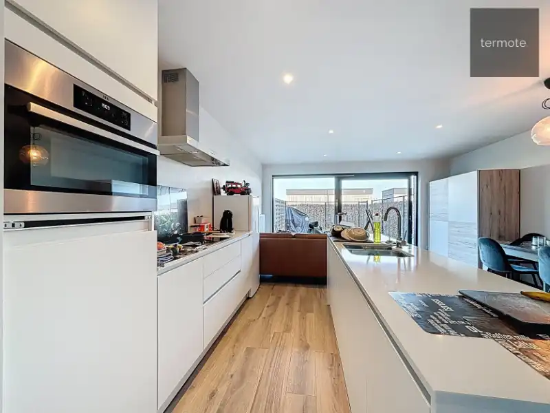 Gelijkvloers appartement foto 6