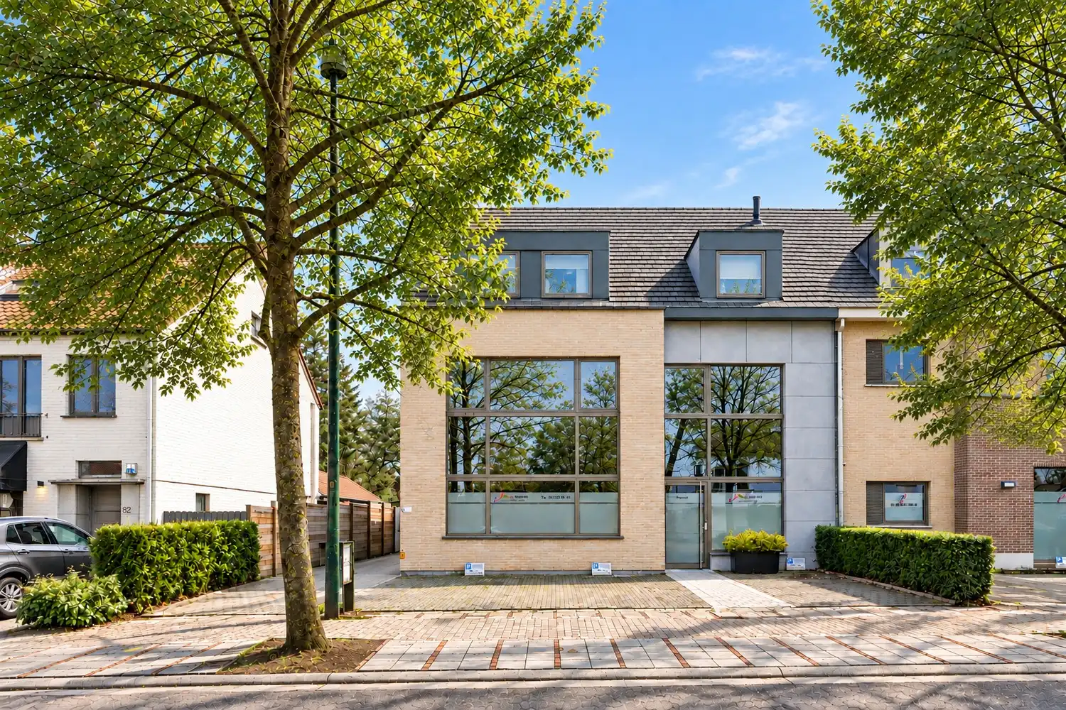Groot zonnig duplex dakappartement met drie terrassen, twee slaapkamers, twee badkamers en parking. foto 19