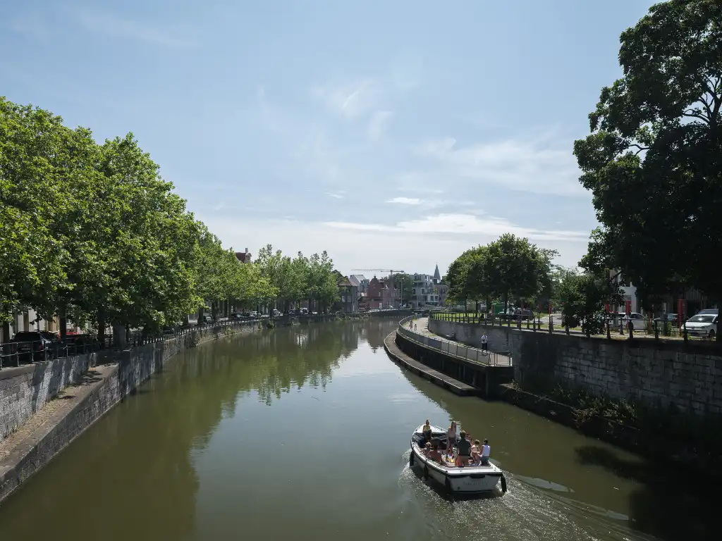 Karaktervolle en authentieke stadswoning in het historisch centrum van Gent. foto 10