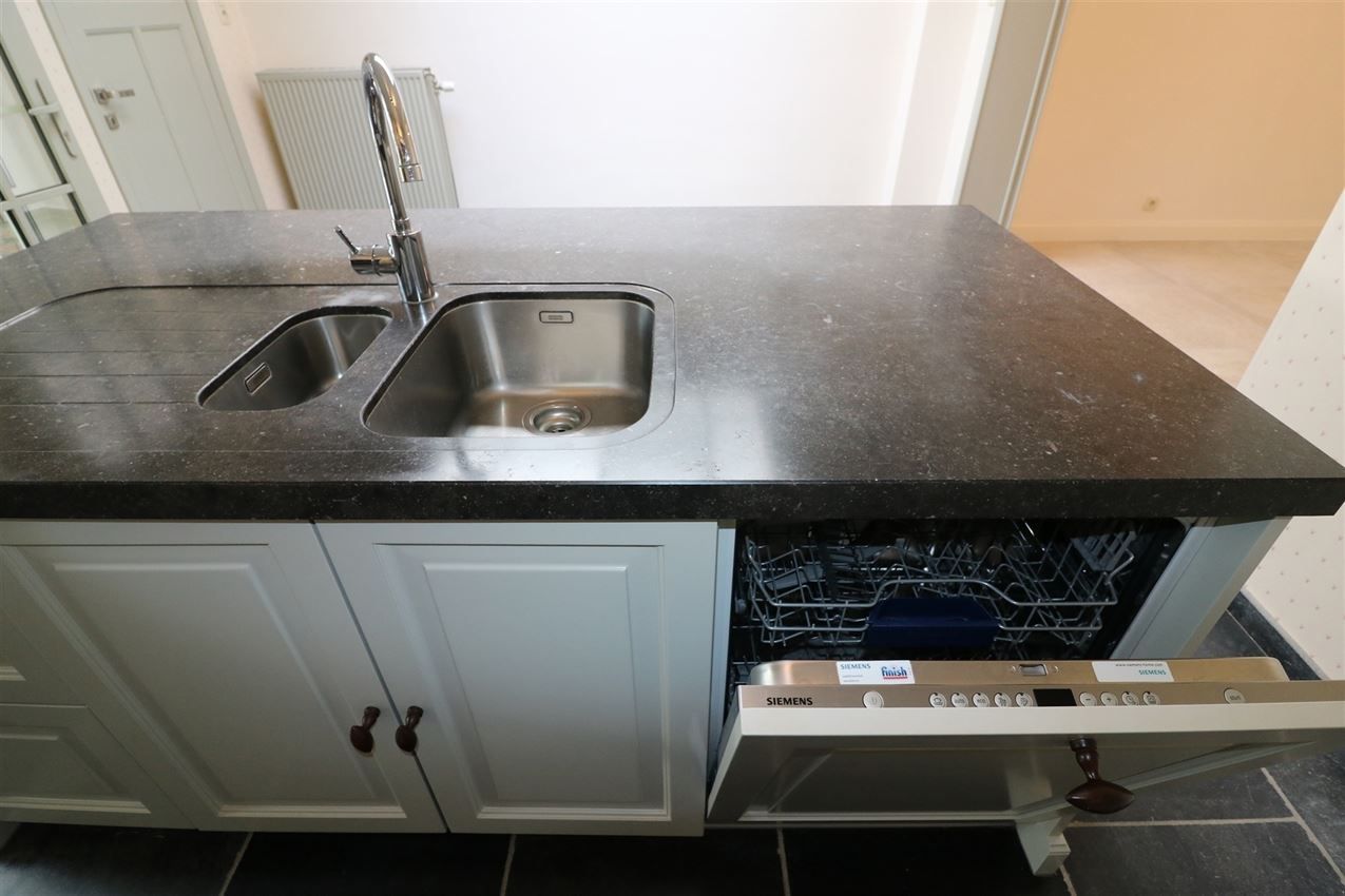 Charmevolle, vernieuwde woning met 3 slps en stadstuin foto 31