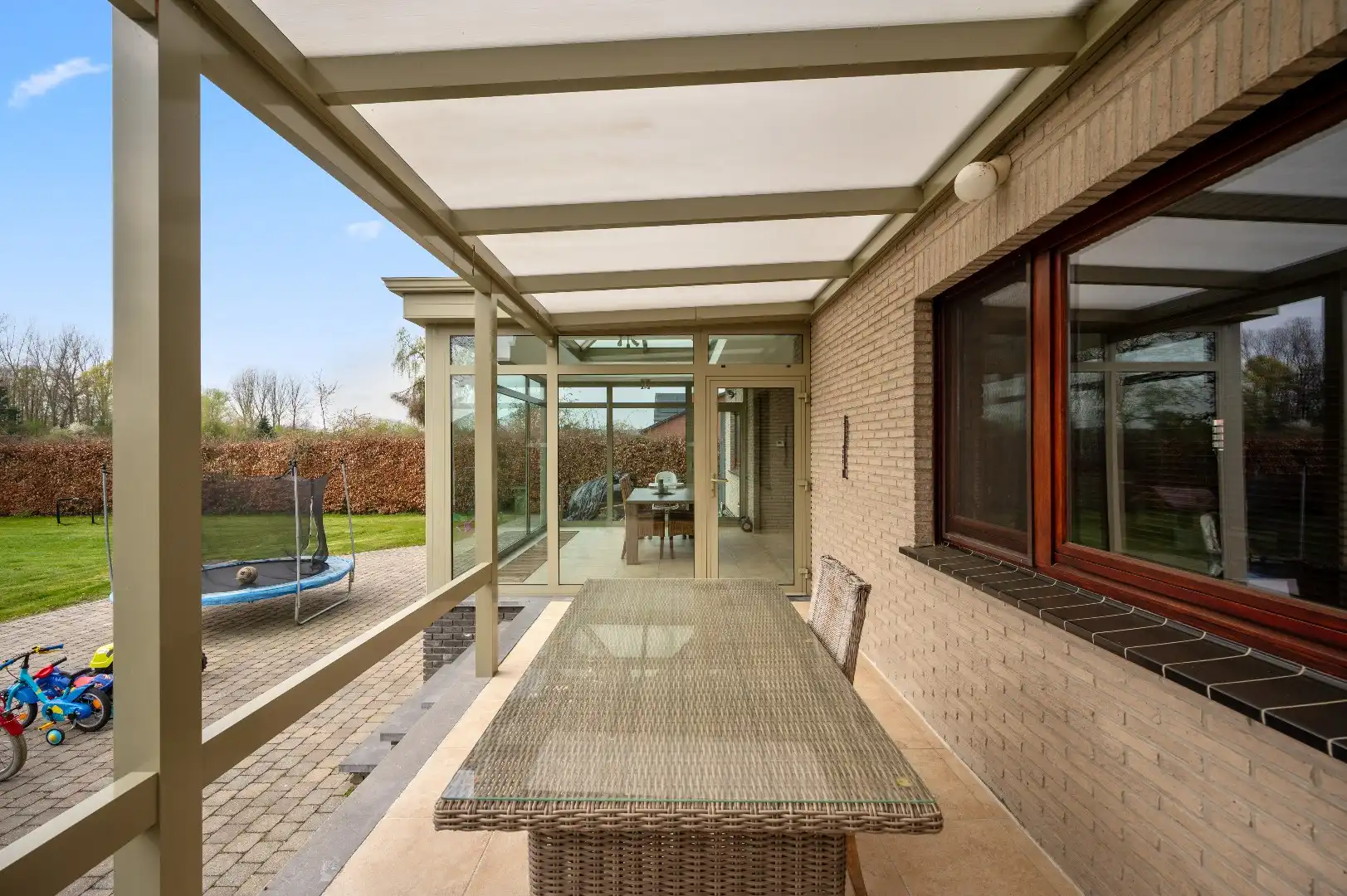 Instapklare, stijlvolle afgewerkte woning met 3 slpks foto 29