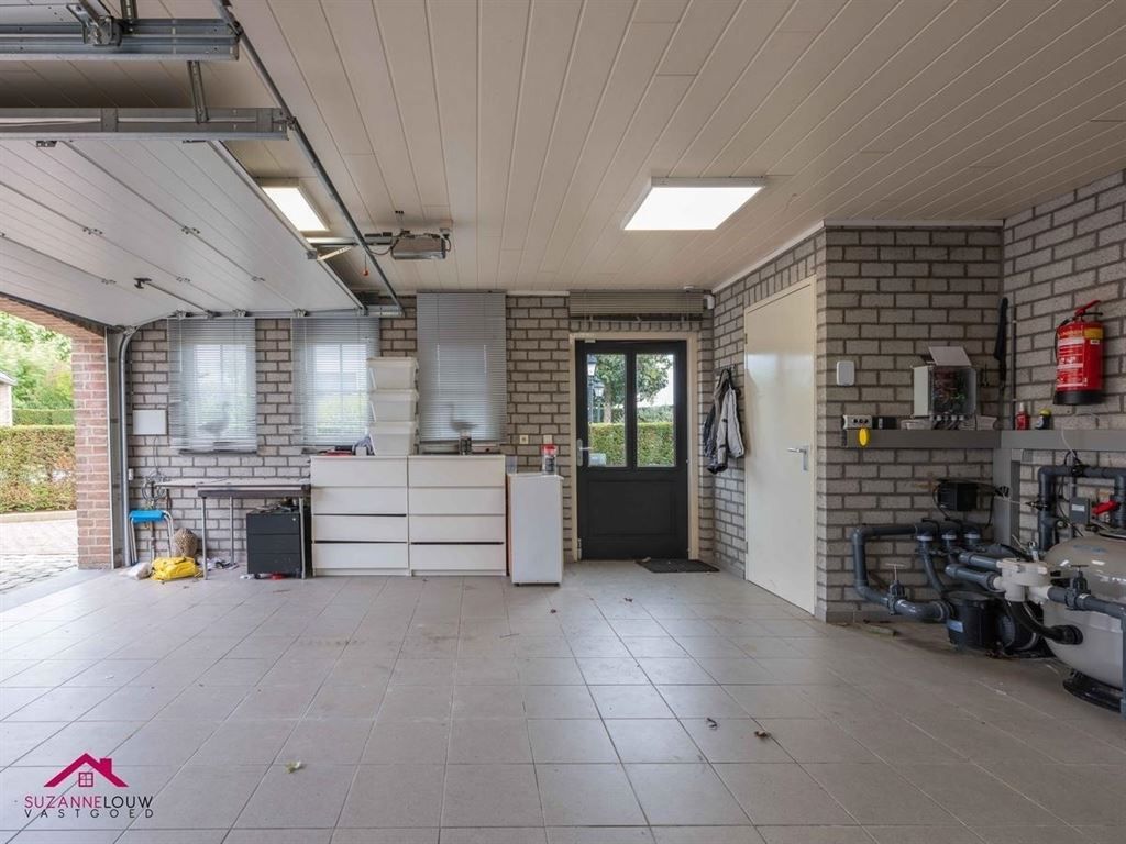 Landelijke villawoning met dubbele vrijstaande garage foto 68