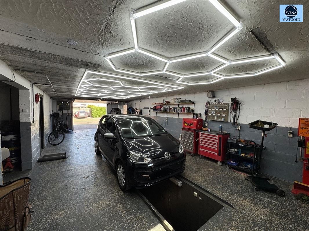 WONING MET HANDELSRUIMTE EN 3 SLAAPKAMERS foto 17