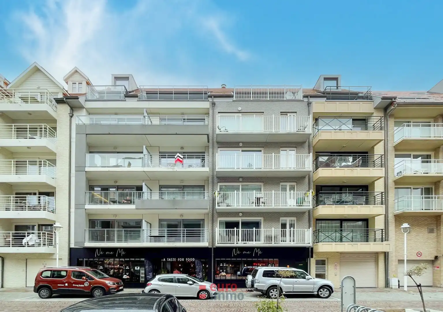 Parkeerplaats in afgesloten parkeersysteem. foto 3