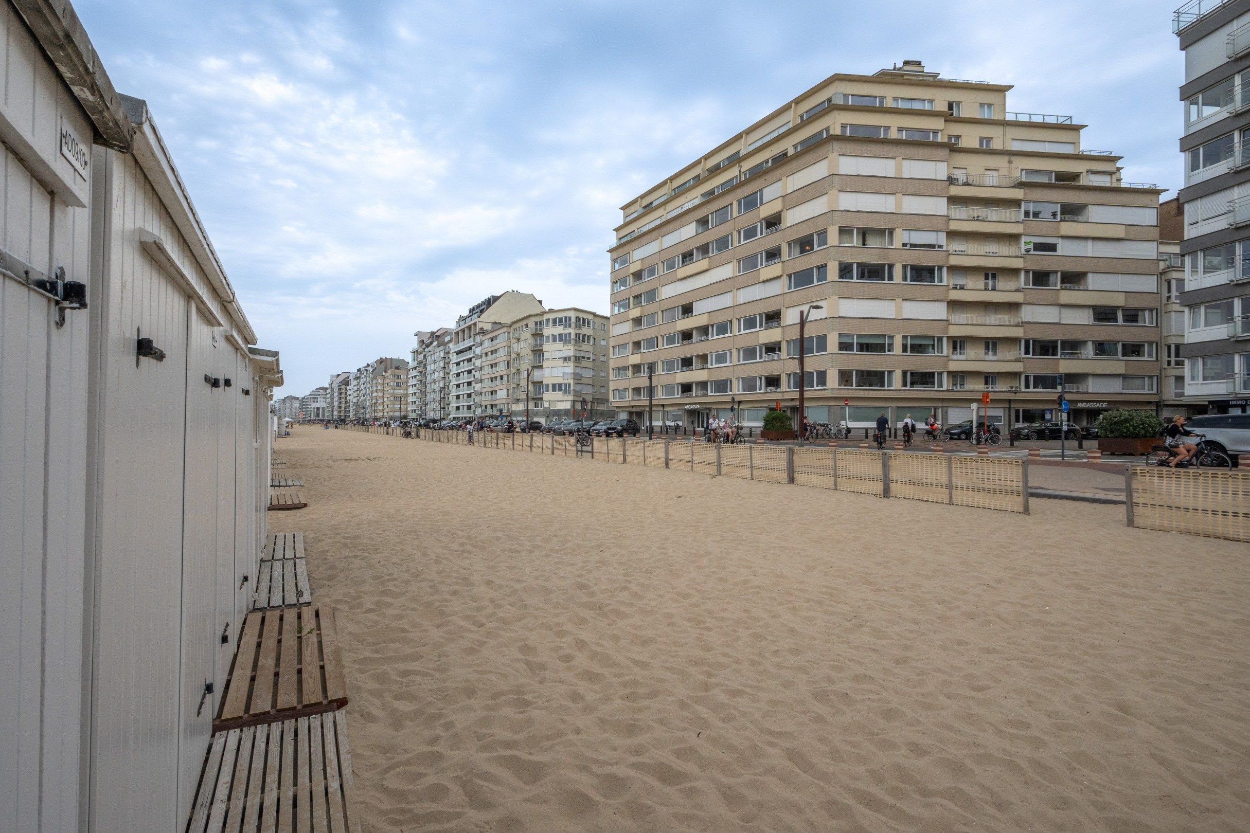 ()=>{if(producerUpdateValueVersion(node),producerAccessed(node),node.value===ERRORED)throw node.error;return node.value} Rozenlaan 1 -/01 - 8300 Knokke