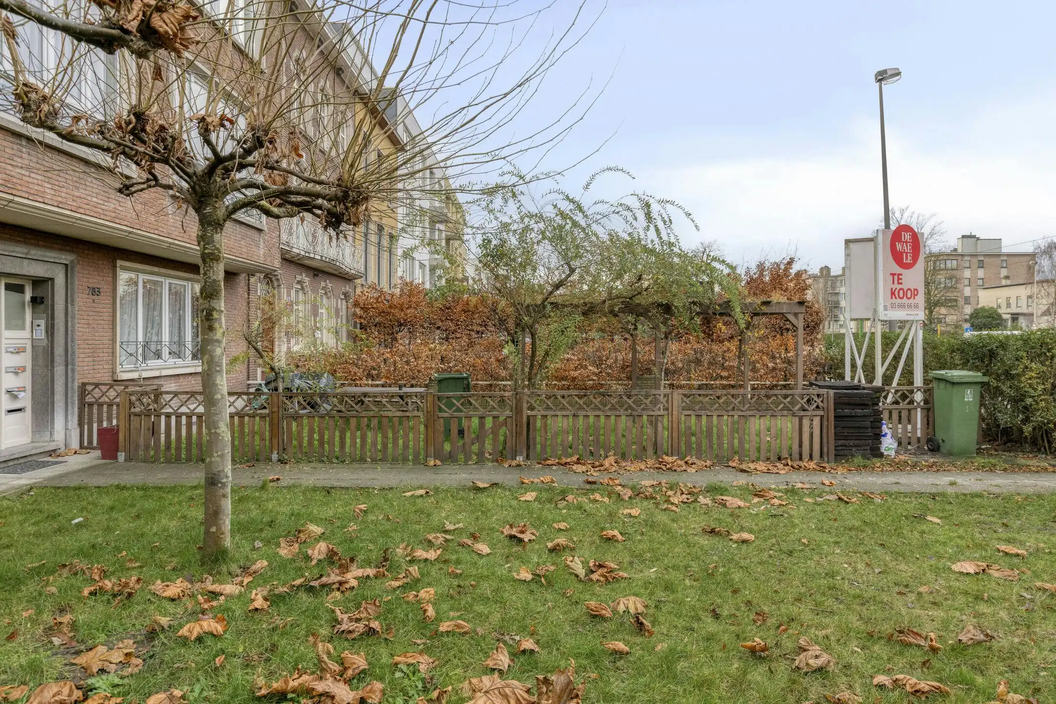 Gerenoveerd gelijkvloers appartement te koop in Merksem foto 15