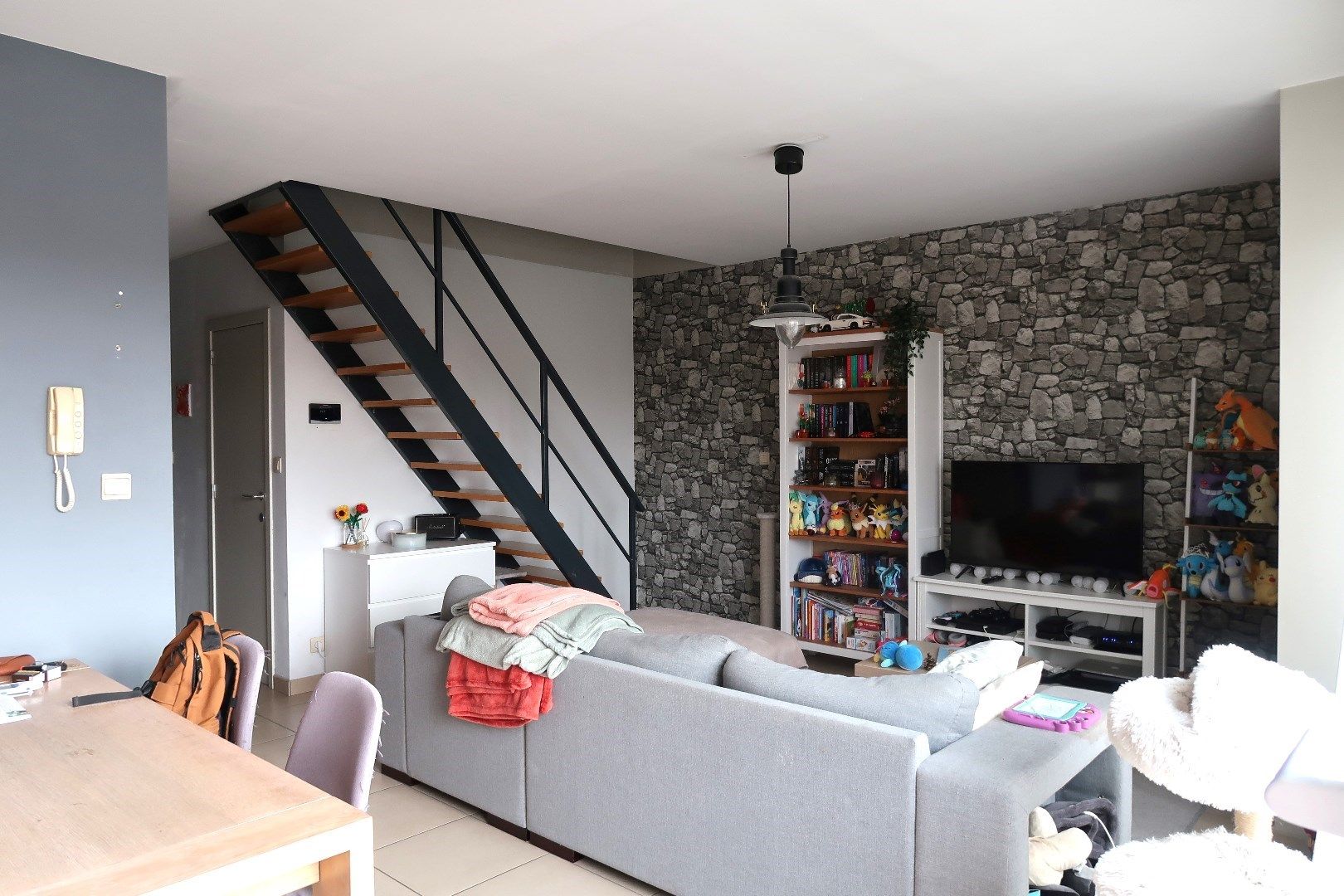 Opbrengsteigendom met 3 appartementen en 3 garageboxen. Ideale investering! foto 15