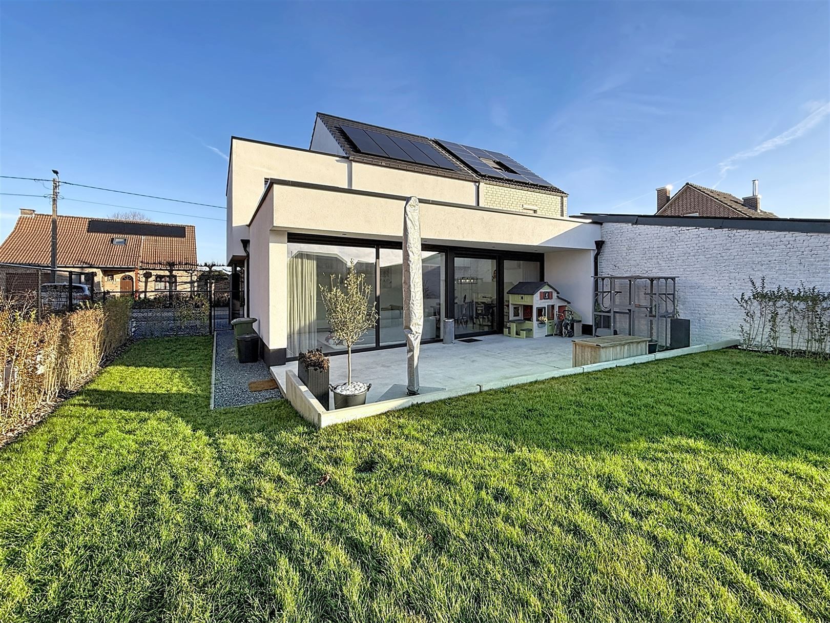 Moderne woning, 3/4 slpks, tuin, carport, 5a 83ca foto 3