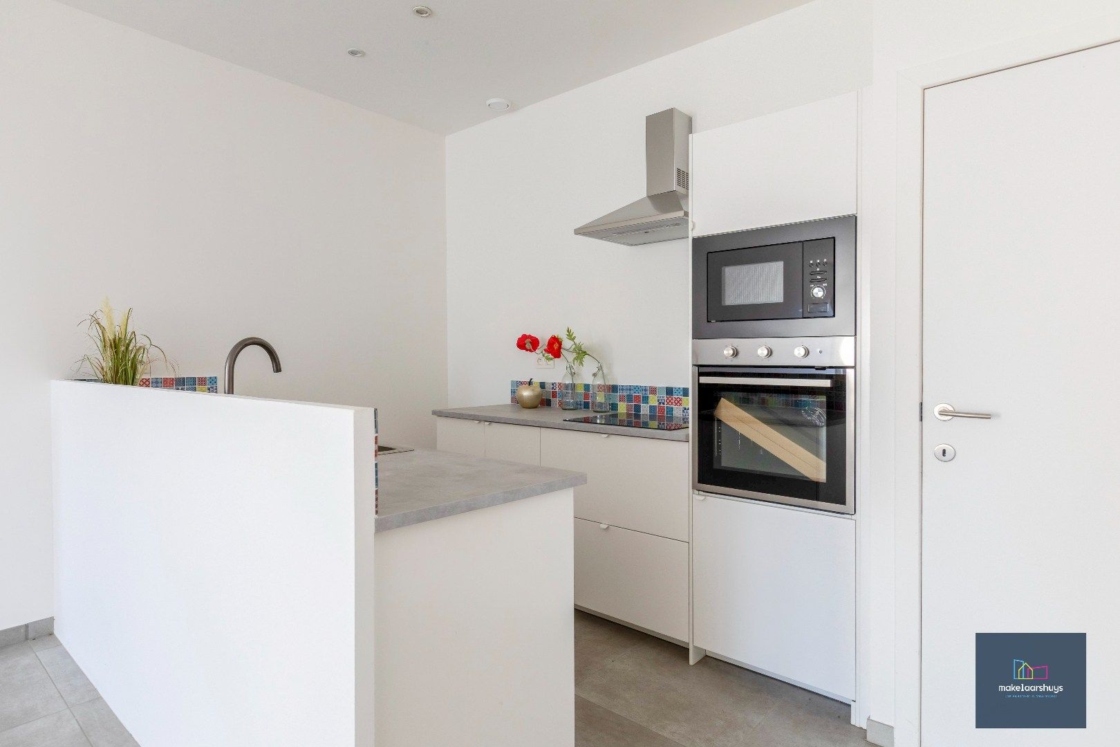 Instapklare energiezuinige woning met 3slpk tuin en staanplaats foto 3