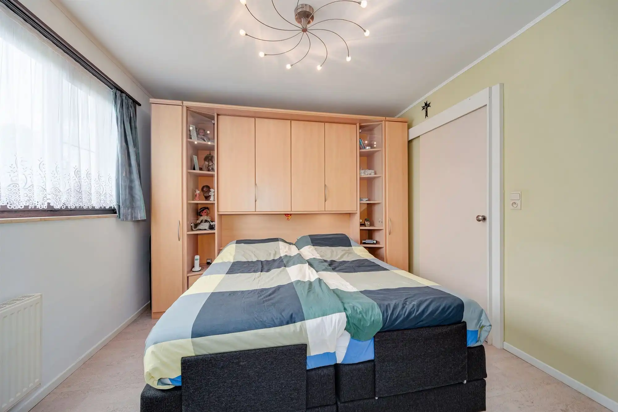 Prachtig huis met 3 slpk en een bureau te Ekeren foto 30