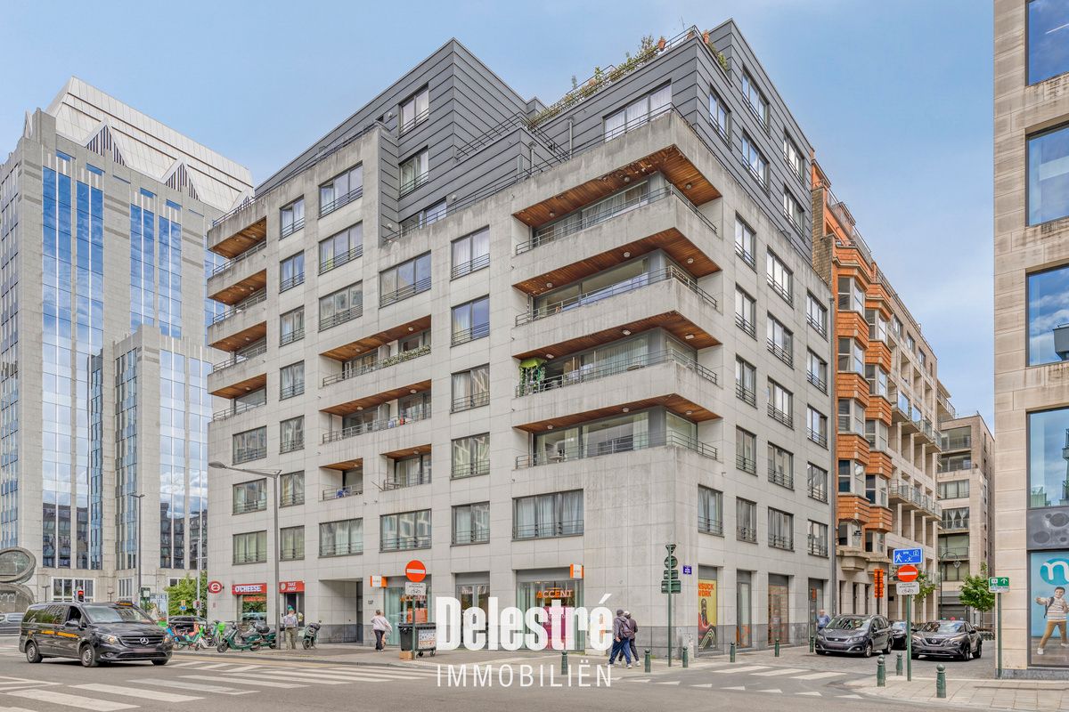 MODERN APP. 2 SLPK. INCLUSIEF PARKING foto 3