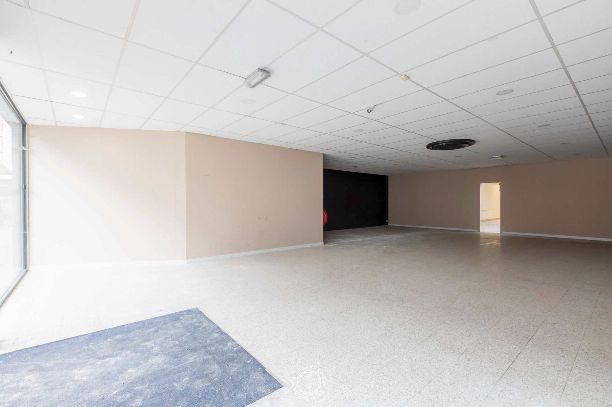 Ruim handelspand in het centrum van Temse foto 3