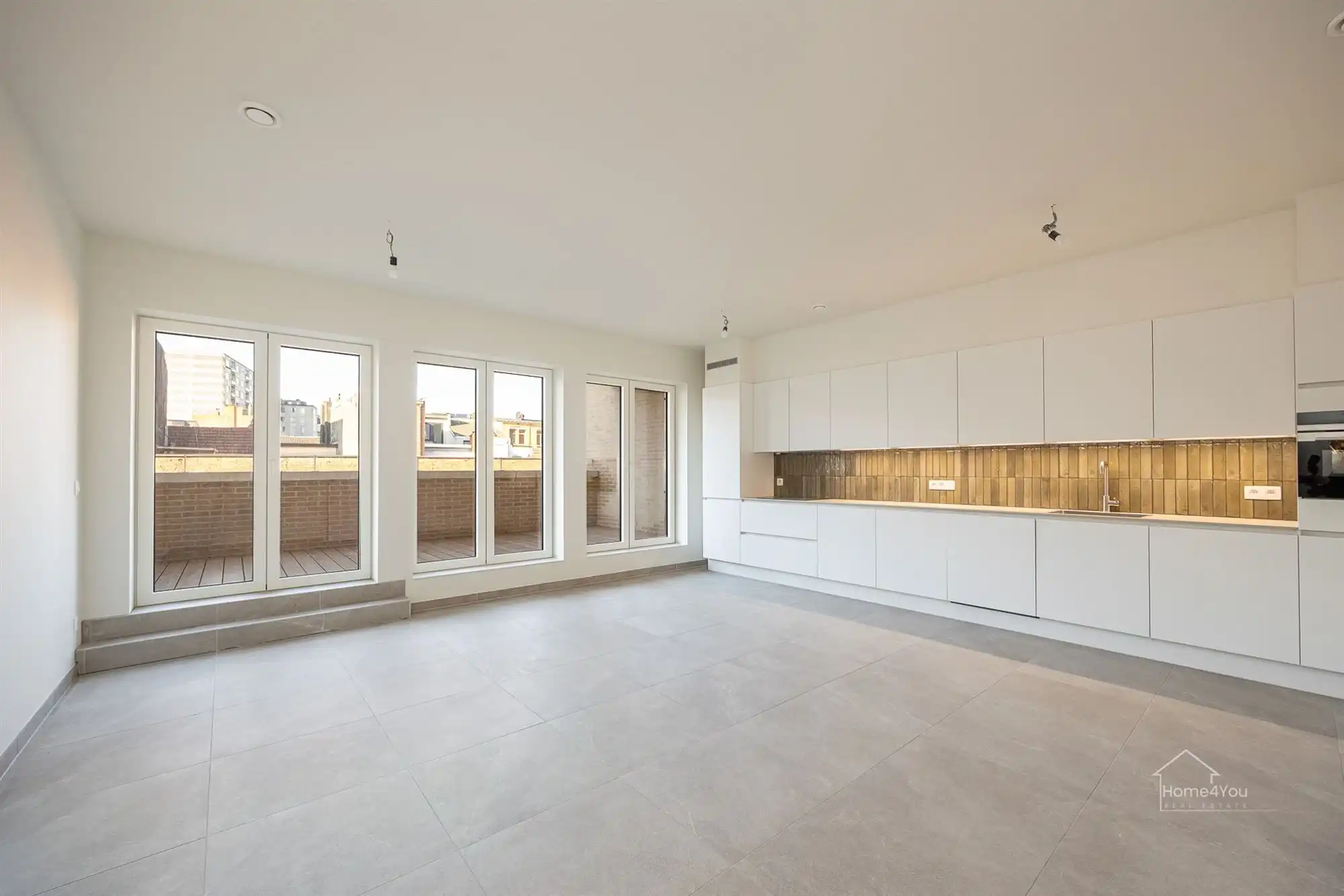 Prachtig BEN-label Appartement met autostaanplaats en terras foto {{pictureIndex}}