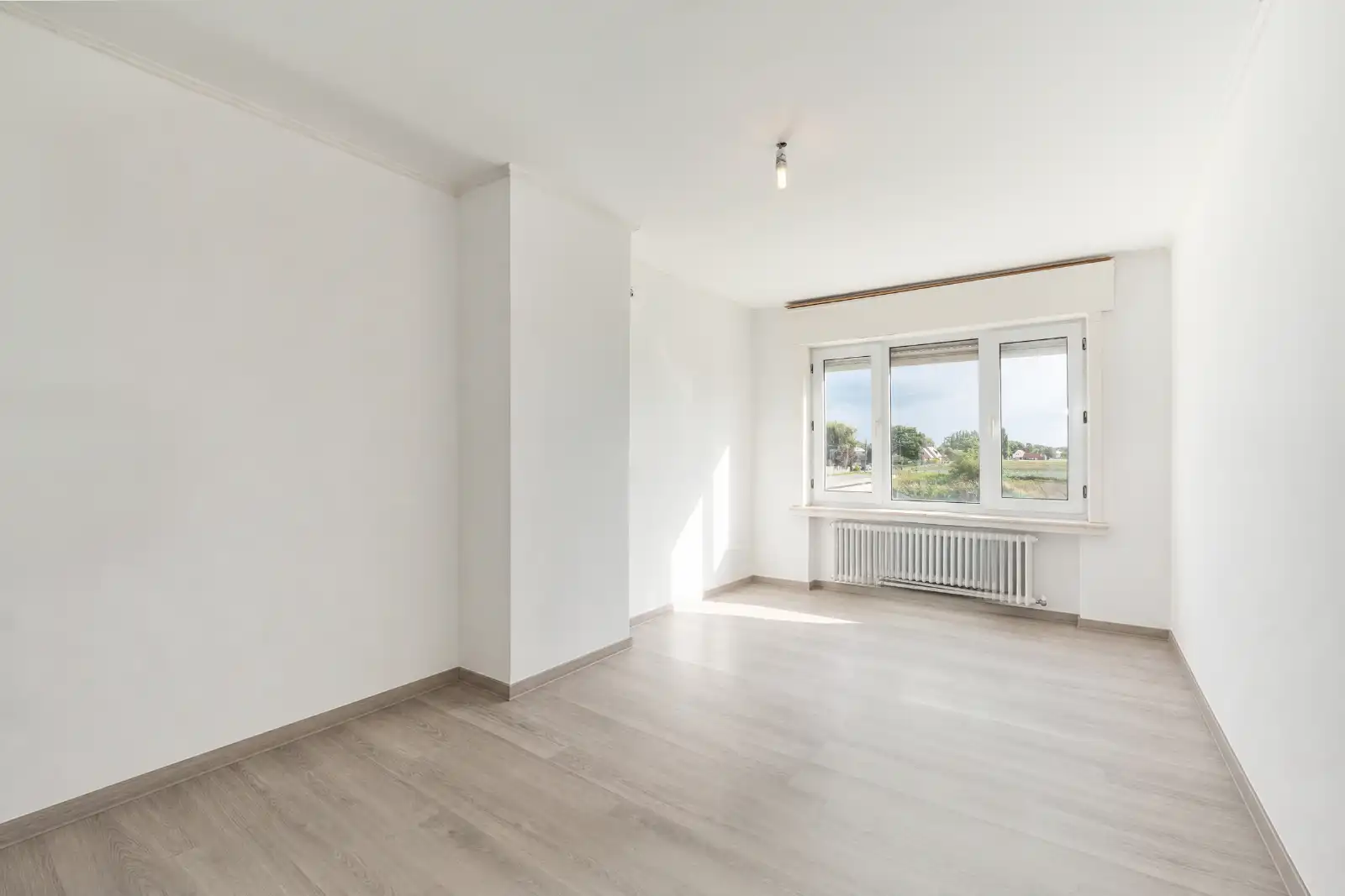 Kijkdag 24/10/2026! Knusse gezinswoning met ruim terras 42m2! foto 16