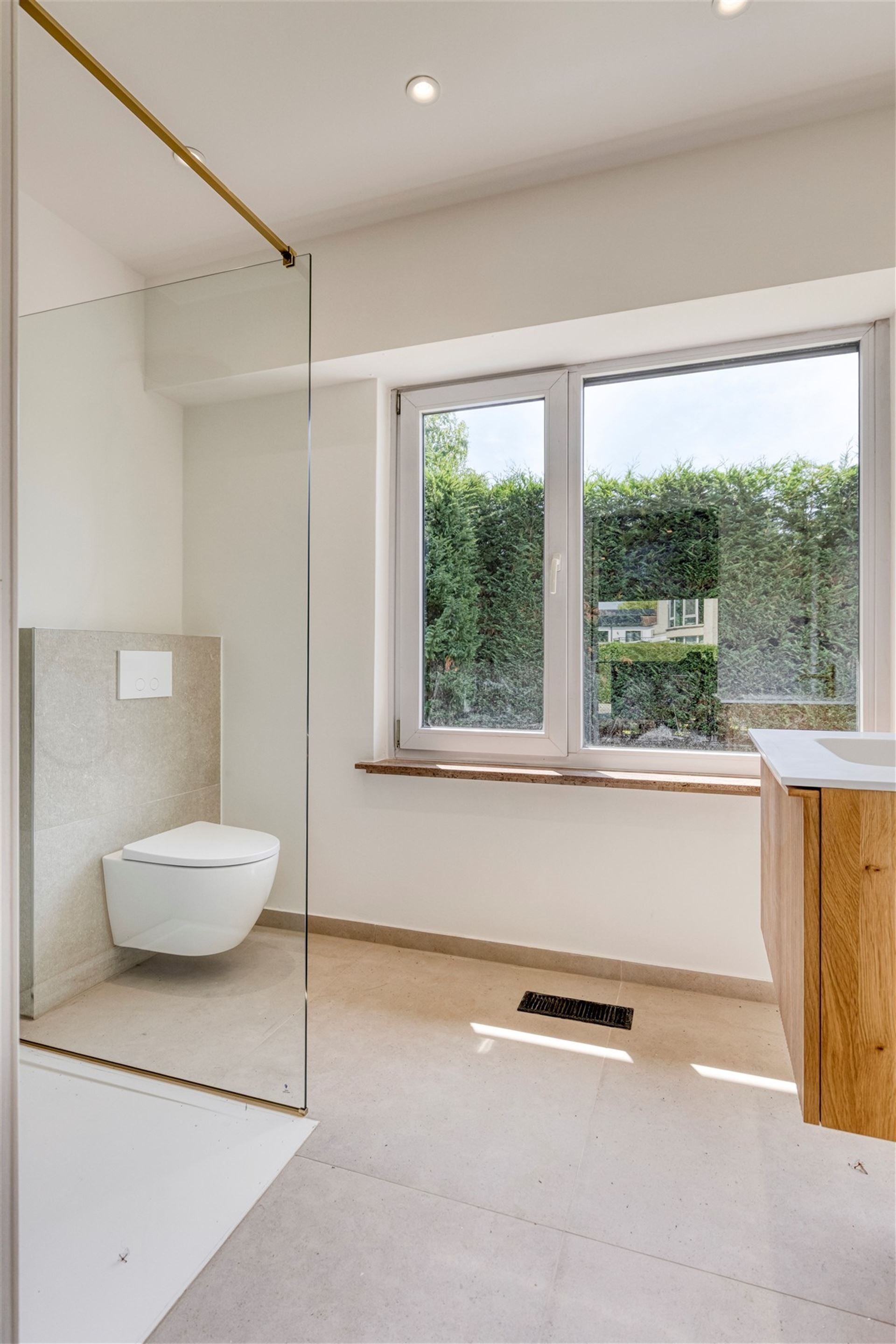 Top-notch gerenoveerde villa met 4 slaapkamers en 3 badkamers op 705m² met zuidtuin foto 22