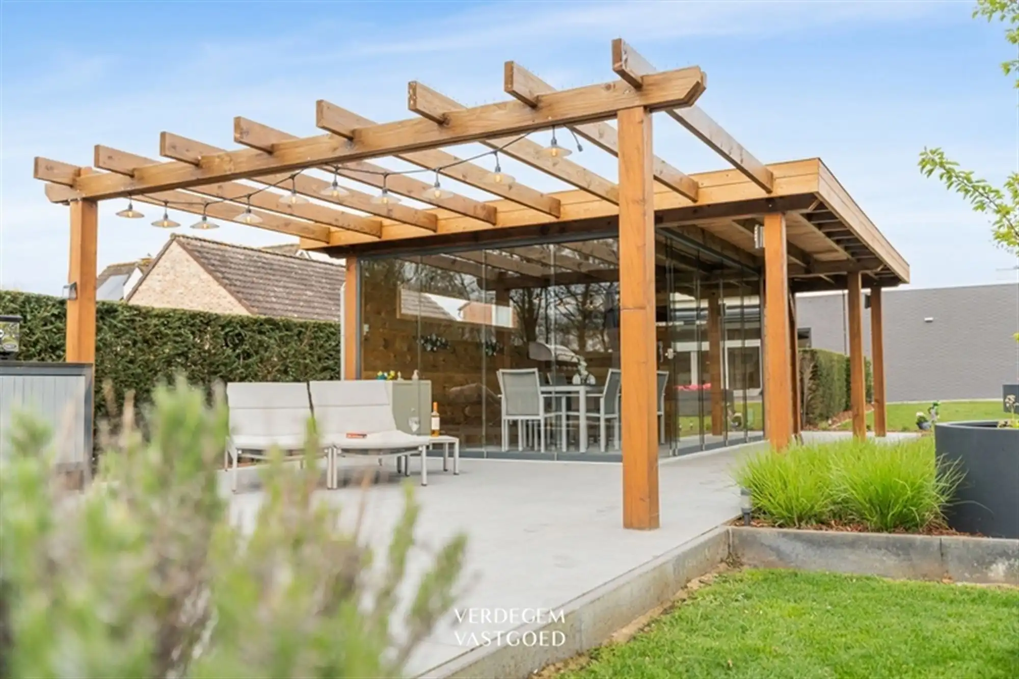 Modern wonen met prachtige geniettuin in het rustige Heikant foto 3