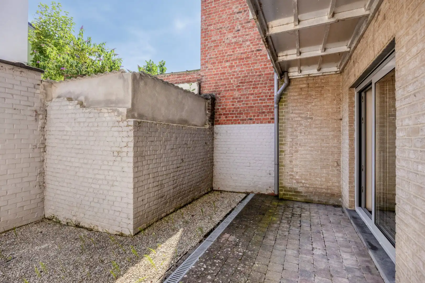 Super gelegen handelspand met buitenruimte in Kessel-Lo  foto 25