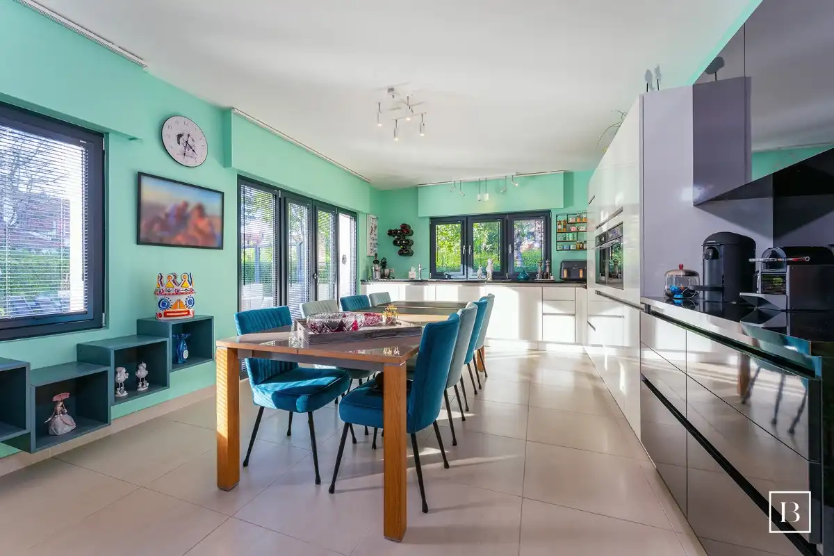 Mooi afgewerkte woning met leuke tuin in de Concessie foto 7
