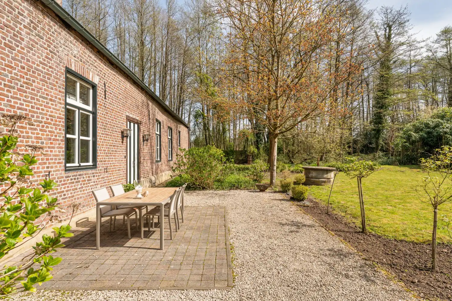 Charmante watermolen met bijgebouwen! foto 43