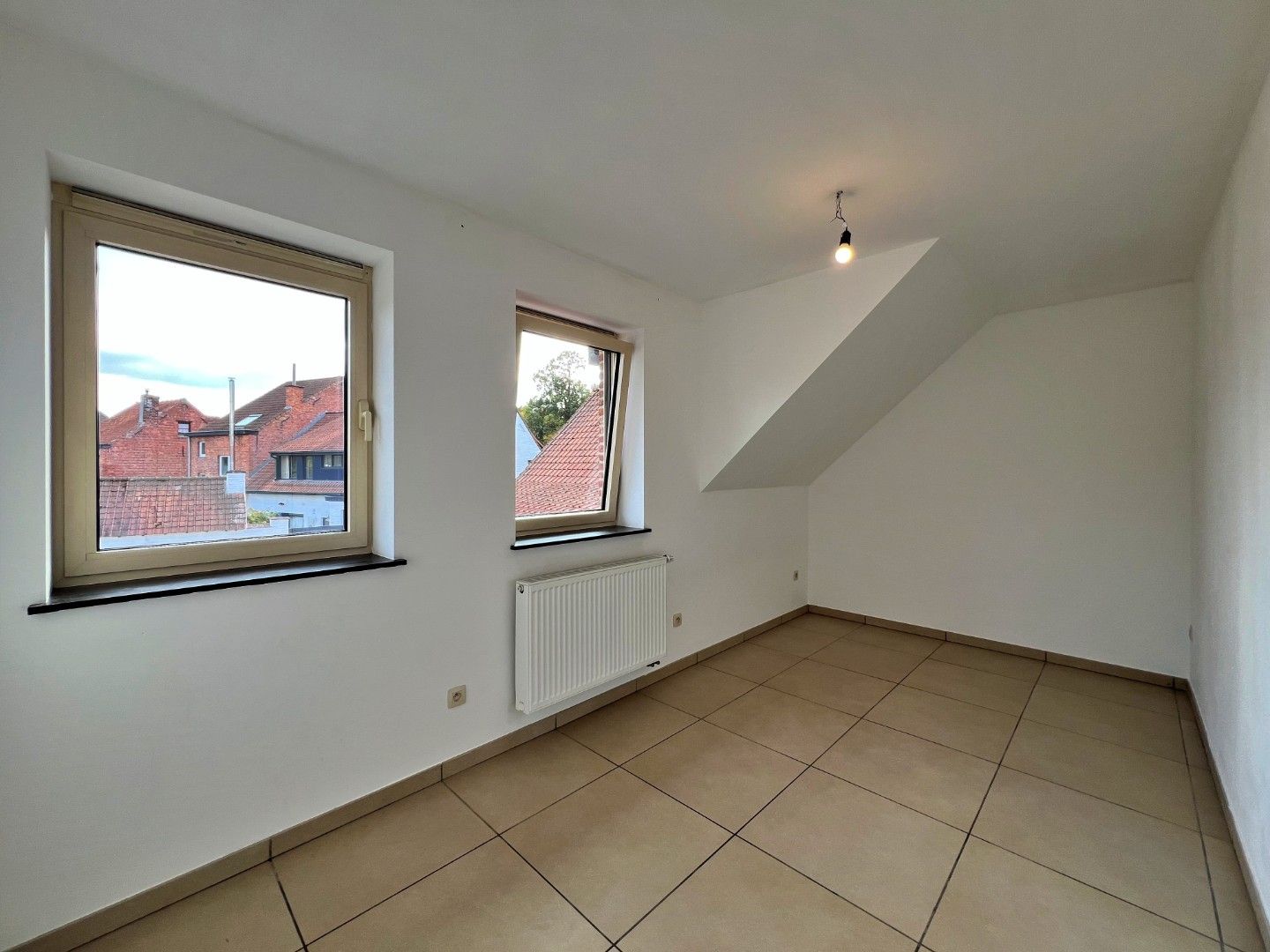 🏡 Ruime gezinswoning te huur in het hart van Lovendegem foto 17