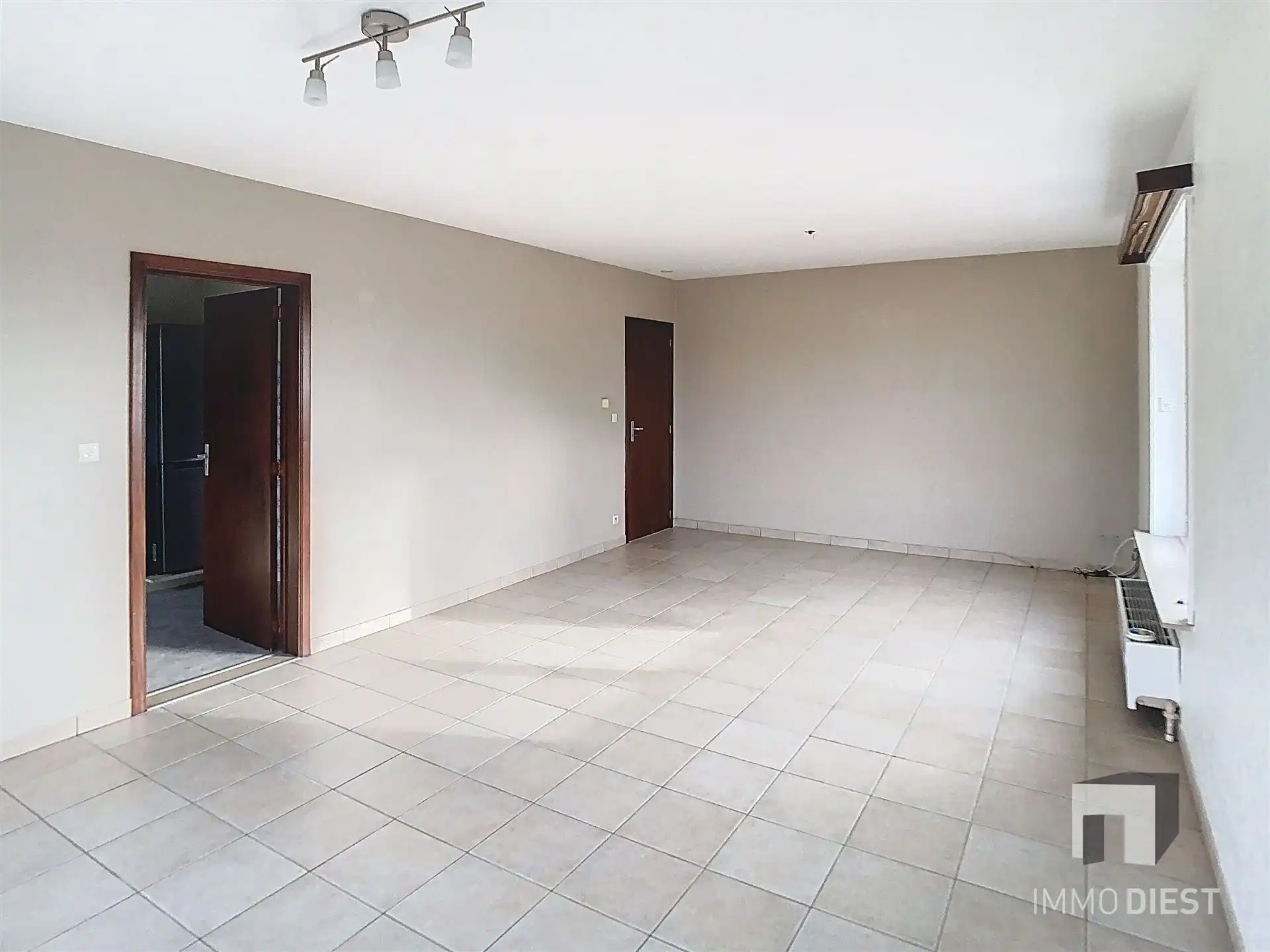 Uniek appartement (100 m²) met 3 slaapkamers, dubbele garage, lift en kelder op een toplocatie in Leuven! foto 11