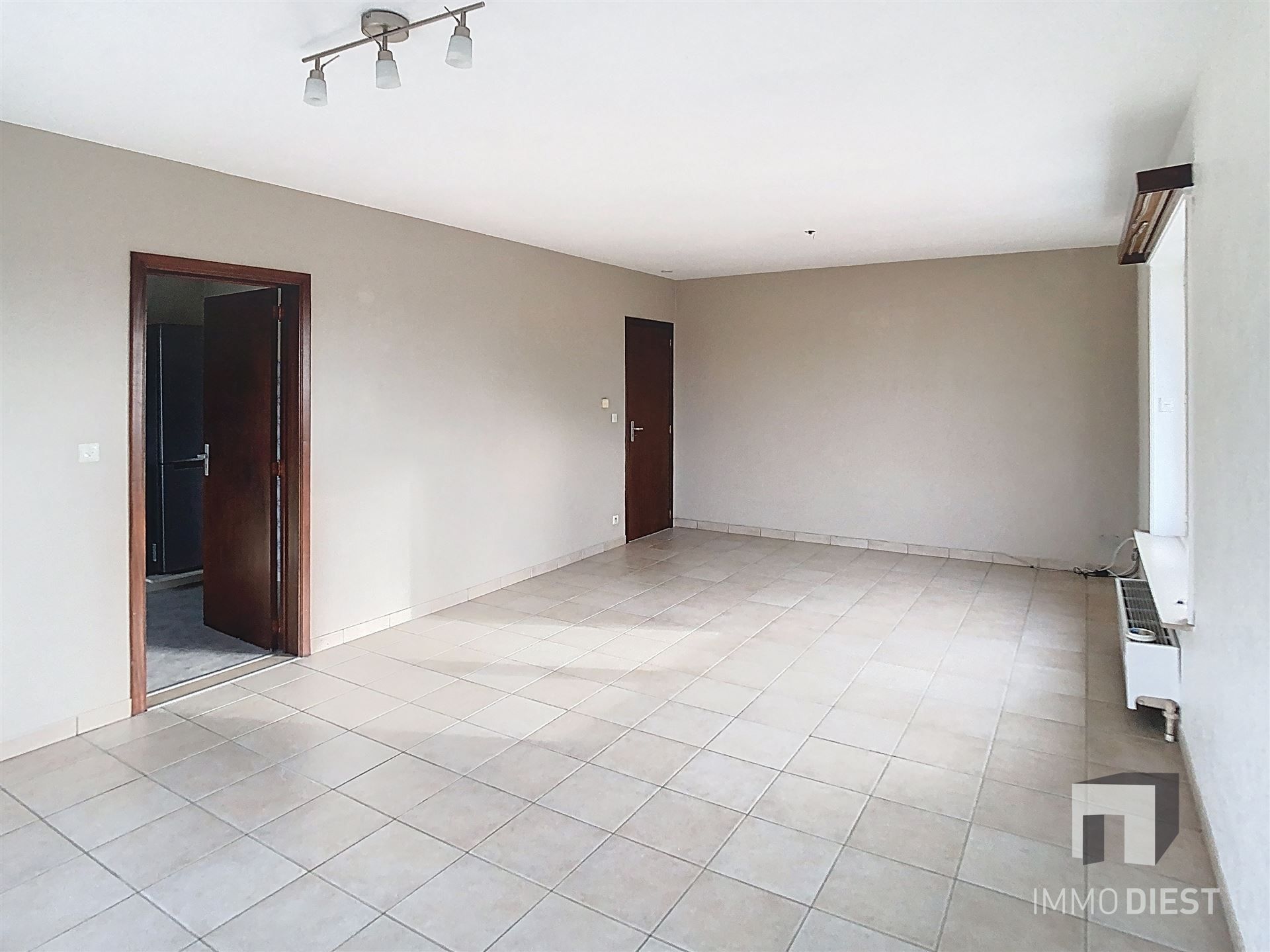 Uniek appartement (100 m²) met 3 slaapkamers, dubbele garage, lift en kelder op een toplocatie in Leuven! foto 11