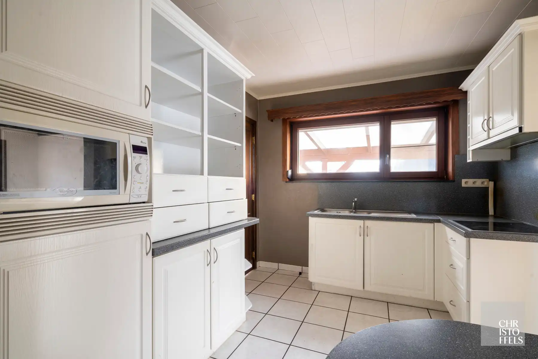 Woning met potentieel op groene en rustige locatie in Zutendaal! foto 8