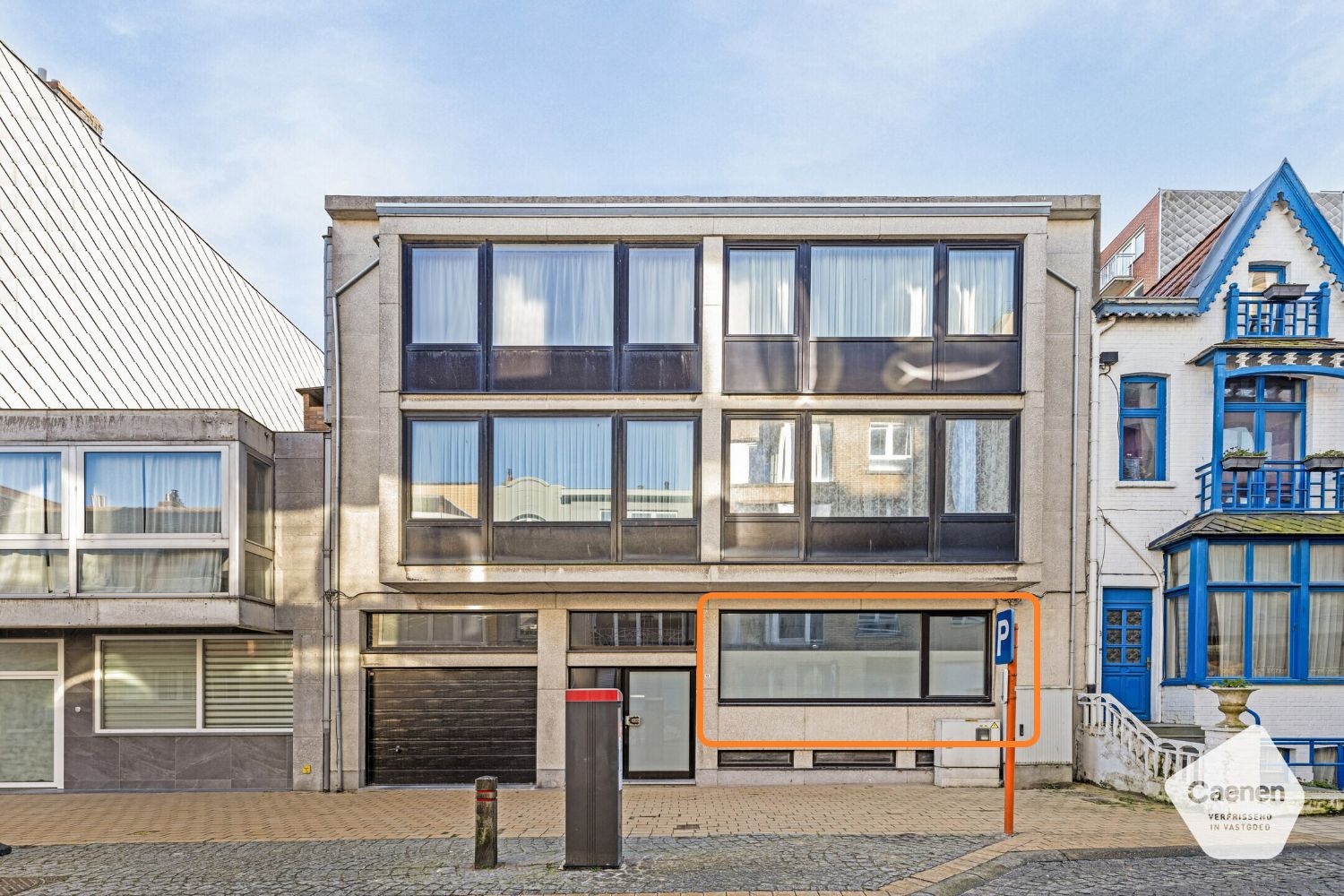 Instapklaar appartement met 3 slaapkamers in hart van De Panne! foto {{pictureIndex}}