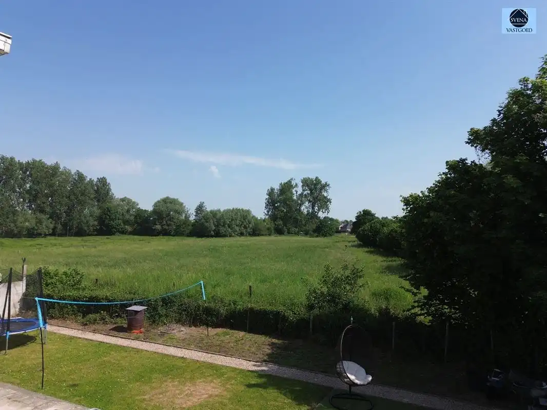 VERNIEUWDE WONING MET 4 SLAAPKAMERS EN TUIN  foto 20