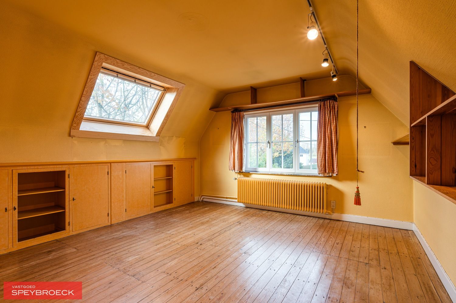 TE KOOP IN ASTENE foto 11