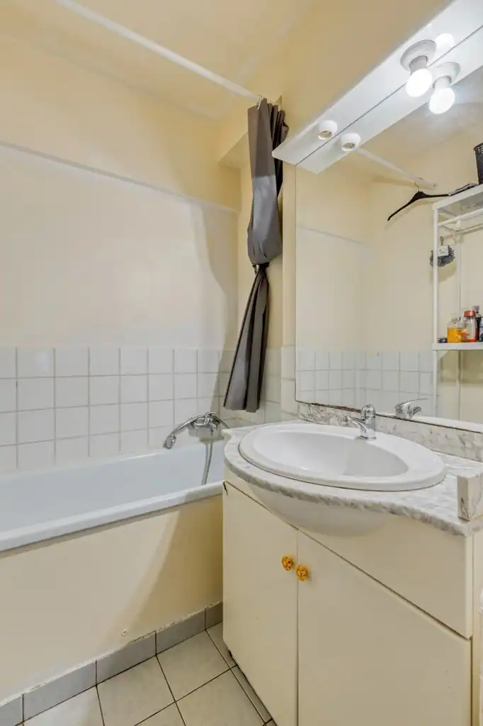 Instapklaar 2 slaapkamer appartement met prachtig uitzicht  foto 8