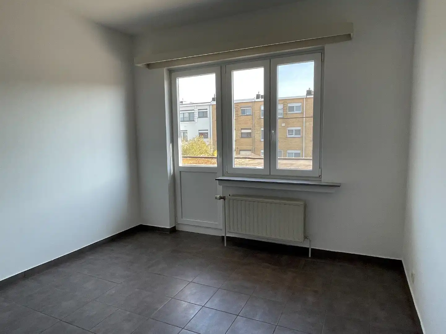 Hedendaags 2 slpk appartement met garagebox foto 9