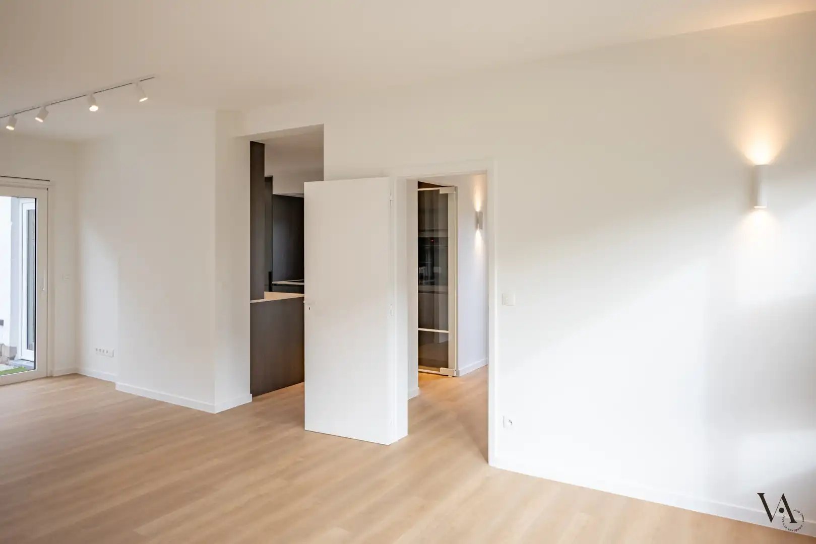 Modern gerenoveerde woning met 3 slaapkamers en tuin op groene toplocatie in Leuven foto 6