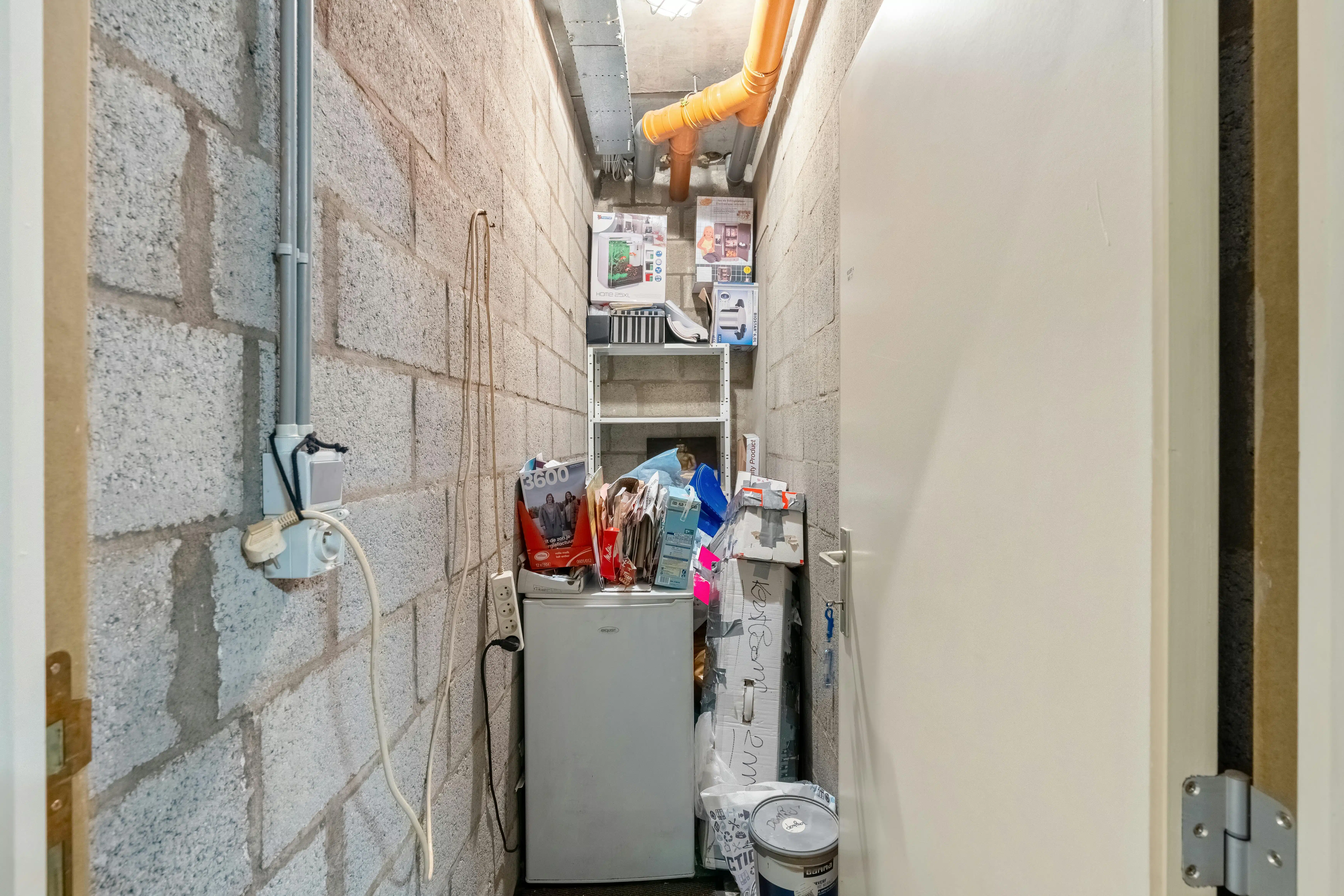 Appartement met terras en autostaanplaats in Genk foto 11