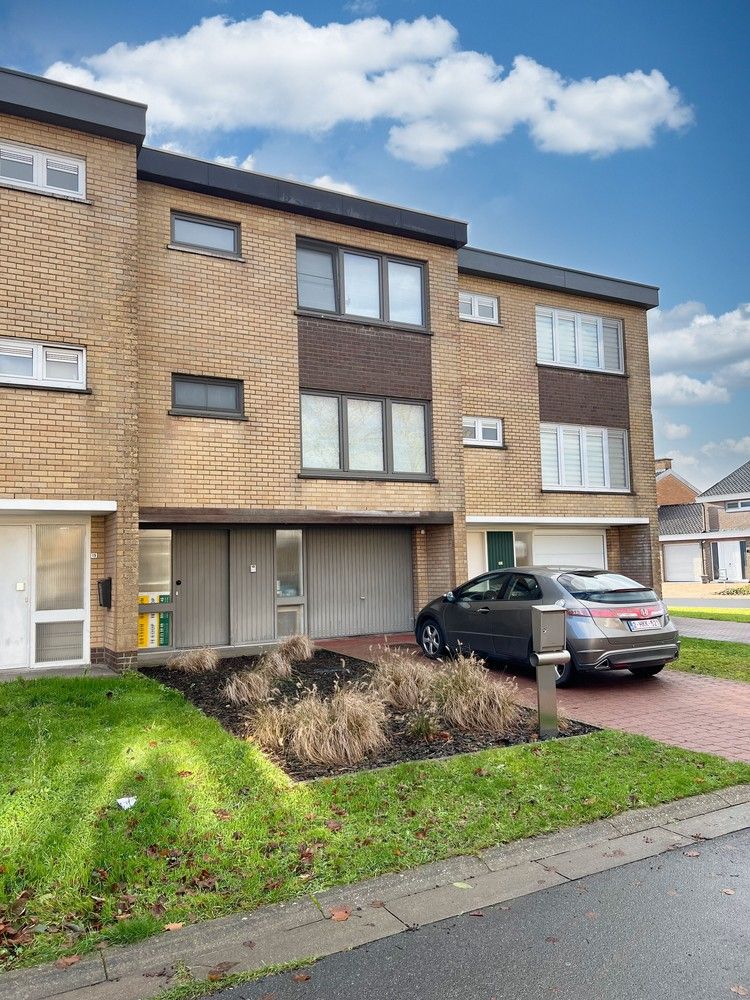 Instapklare gezinswoning met 4 slpks + zonnige tuin! foto 17