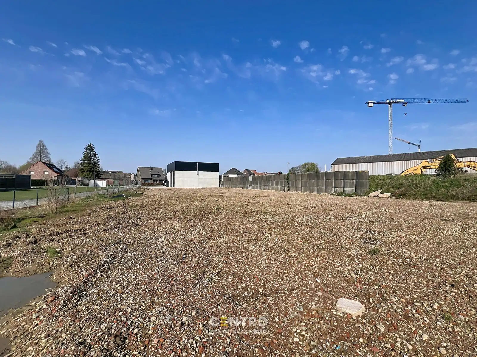 Braakliggende grond voor de bouw van MAGAZIJN(EN) mét of zonder woning. Géén bouwverplichting! foto 5
