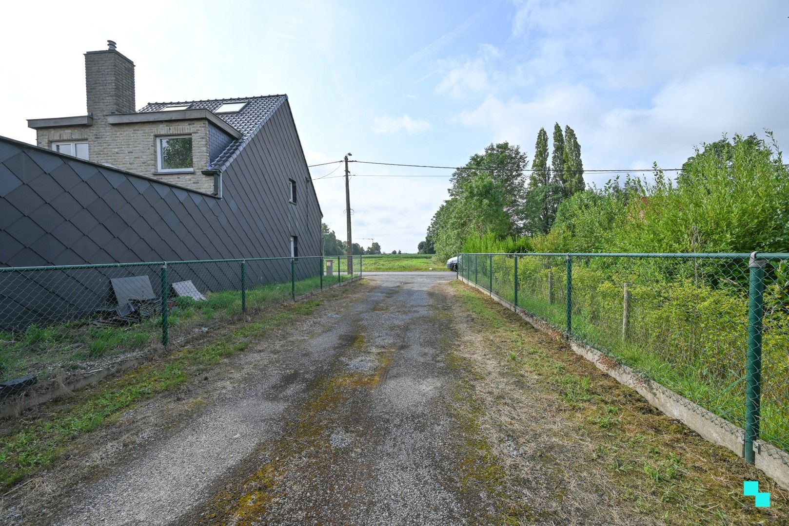 Af te breken landelijk gelegen woning te Ingelmunster foto 4