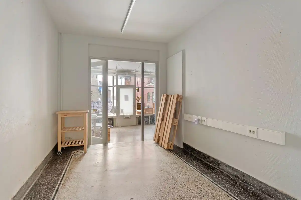 Handelspand/woning nabij de Markt van Oudenaarde foto 4