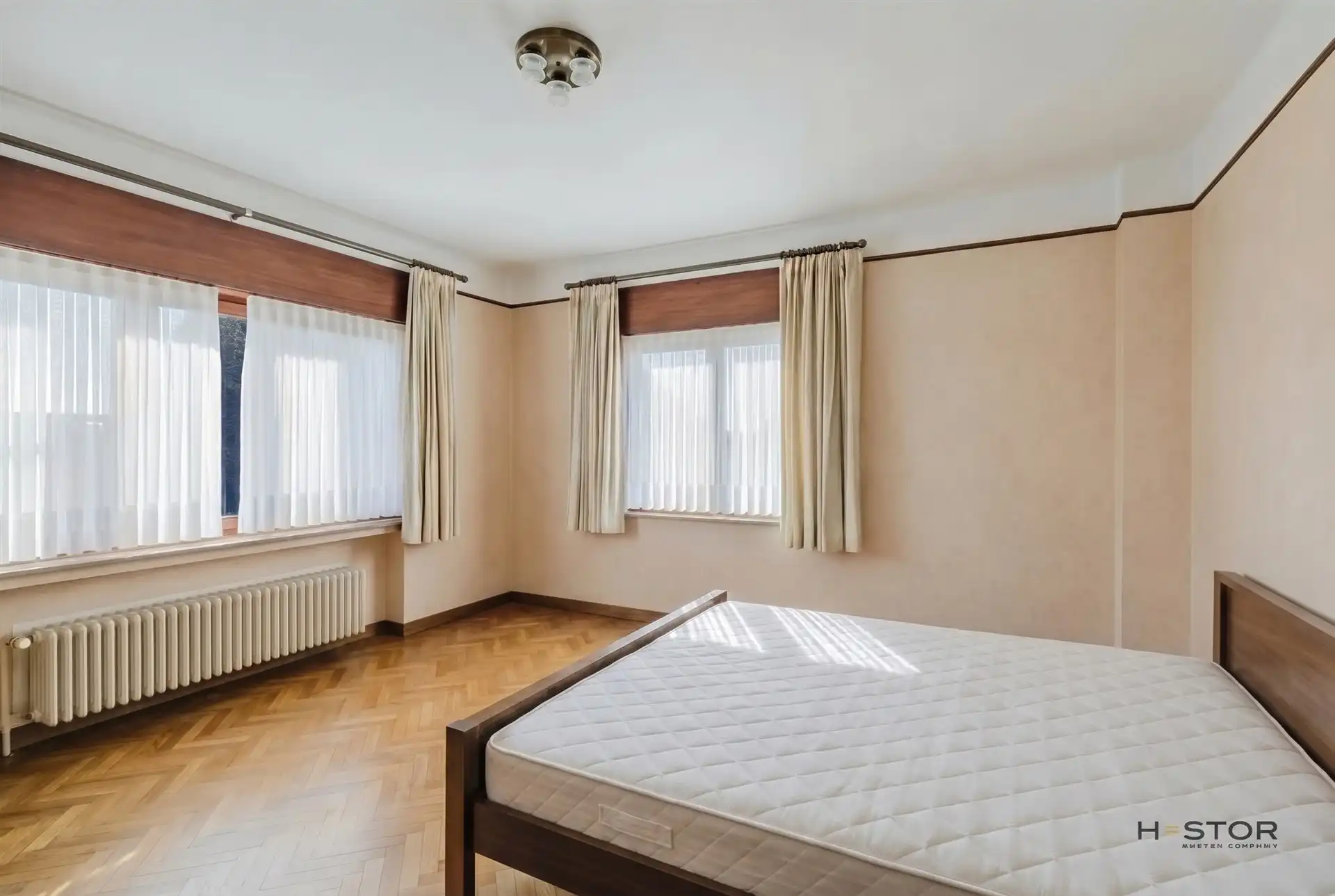 Ruime villa op mooi perceel! foto 13