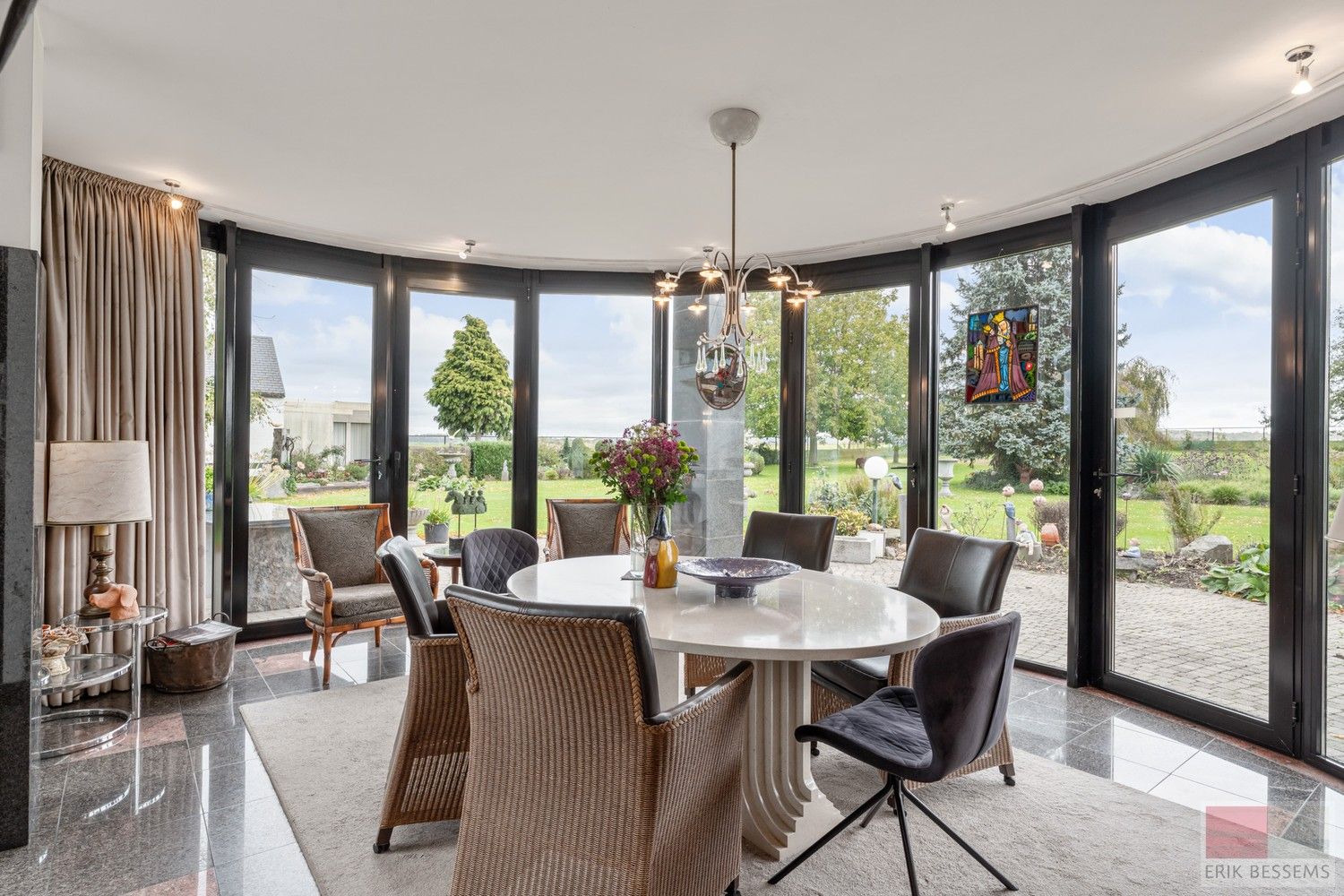 Ruime luxueuze villa met een bewoonbare opp van ca. 259m² en een perceel van 3900m². foto 9