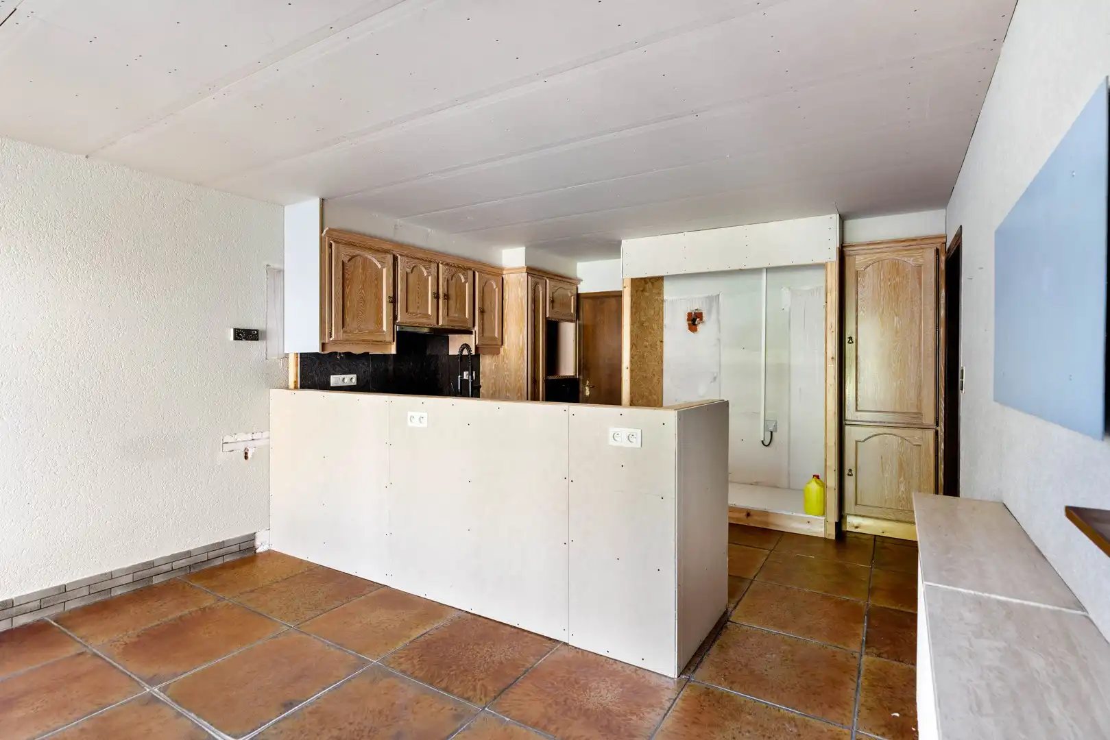 Ruime gezinswoning met 6 slaapkamers foto 6