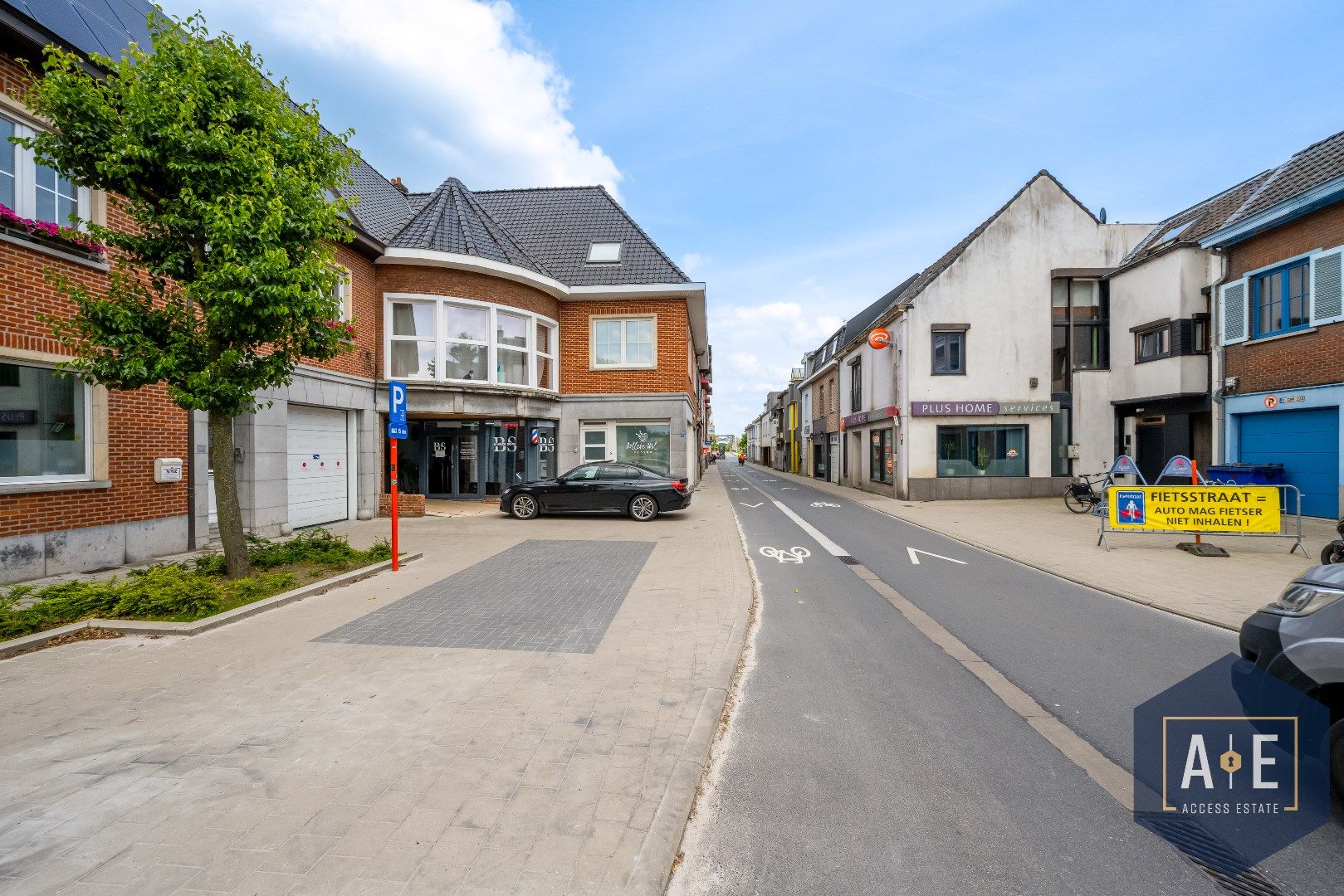 MELLE - Handelsruimte te koop in het hart van Melle foto 1